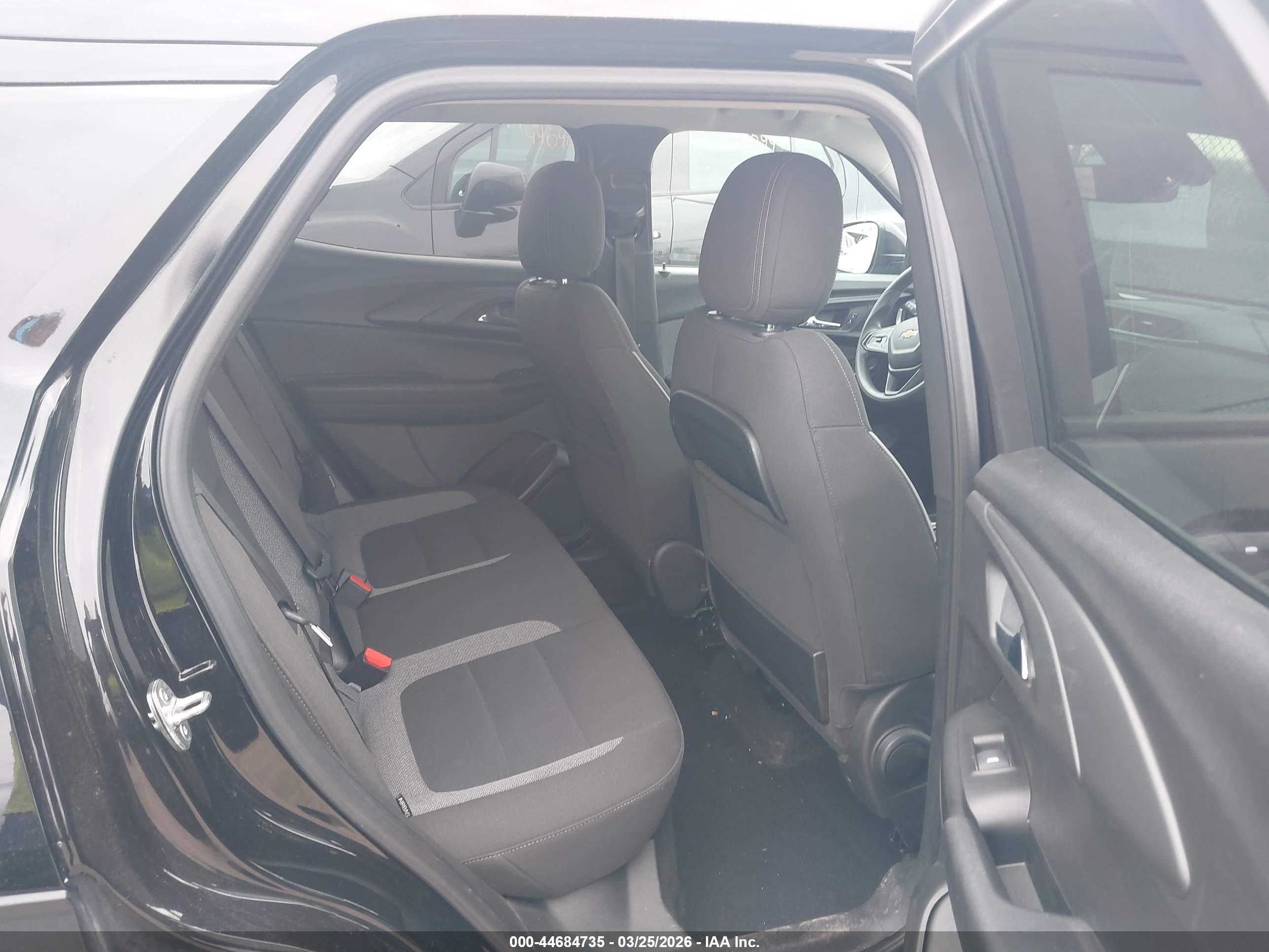 CHEVROLET TRAILBLAZER image 8