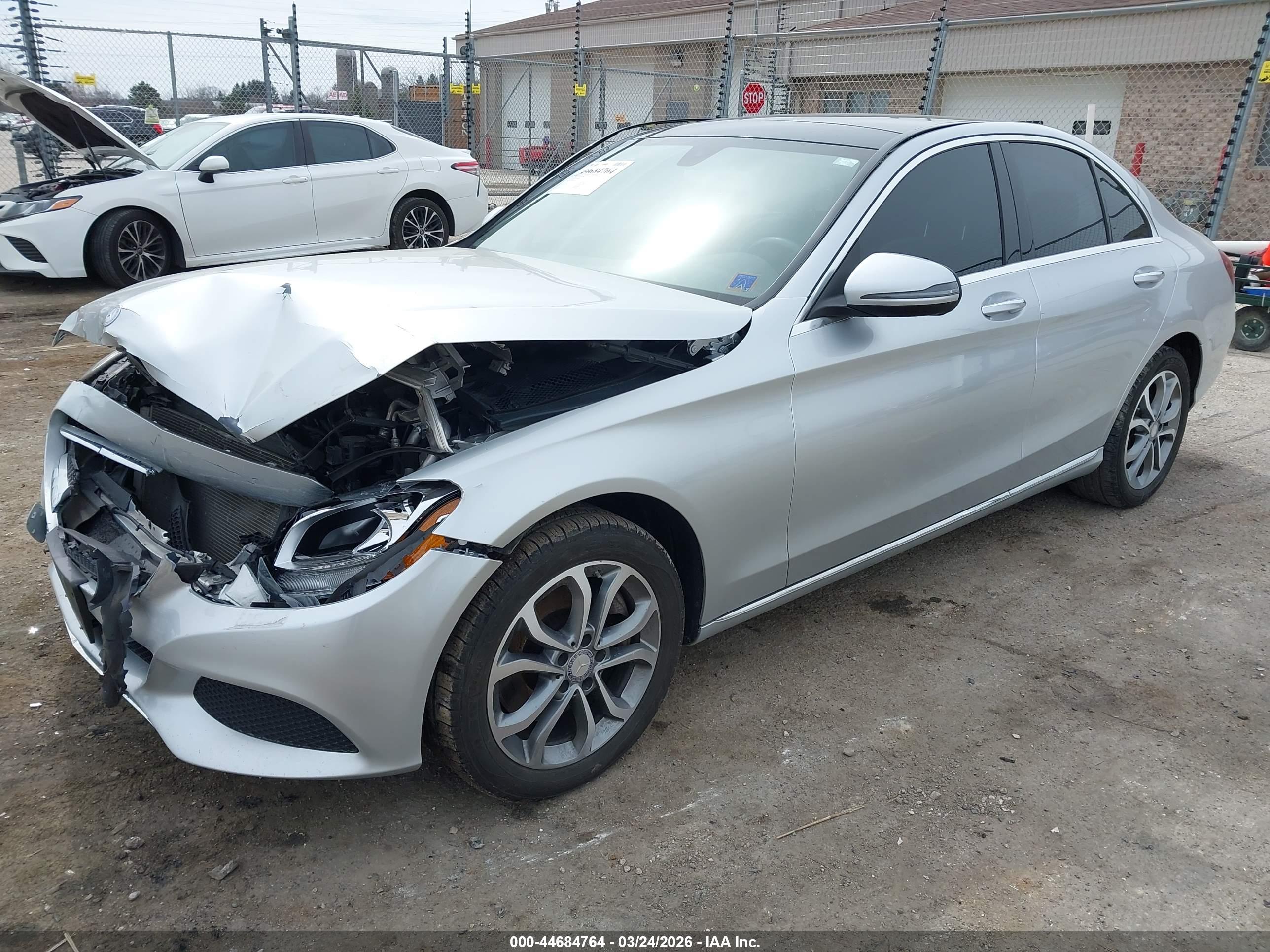 MERCEDES-BENZ C image 2