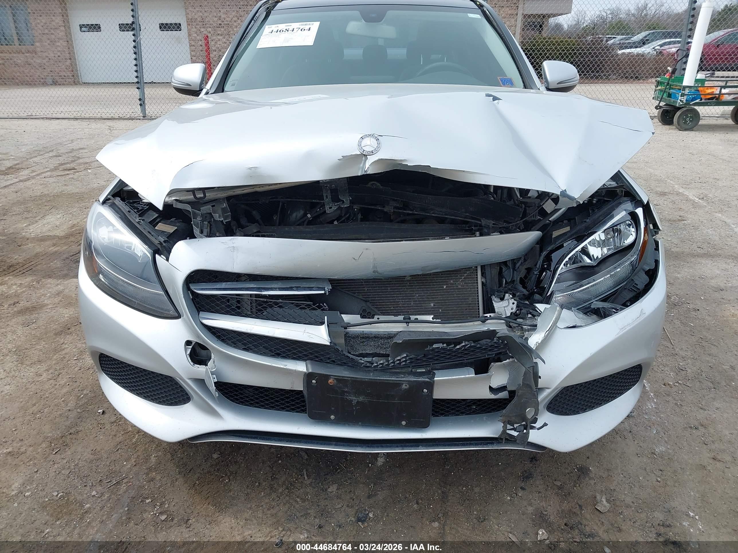 MERCEDES-BENZ C image 6