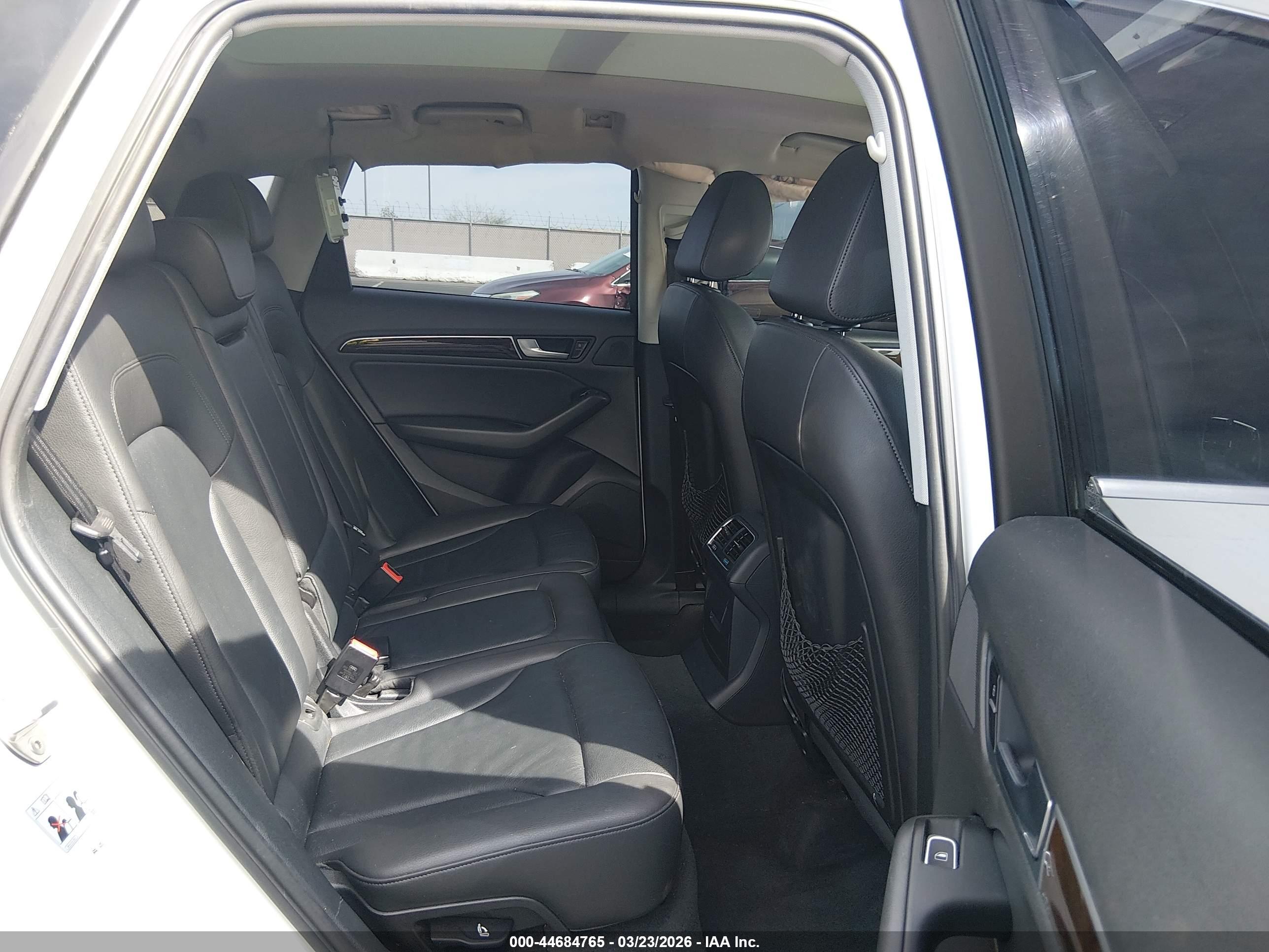AUDI Q5 image 8