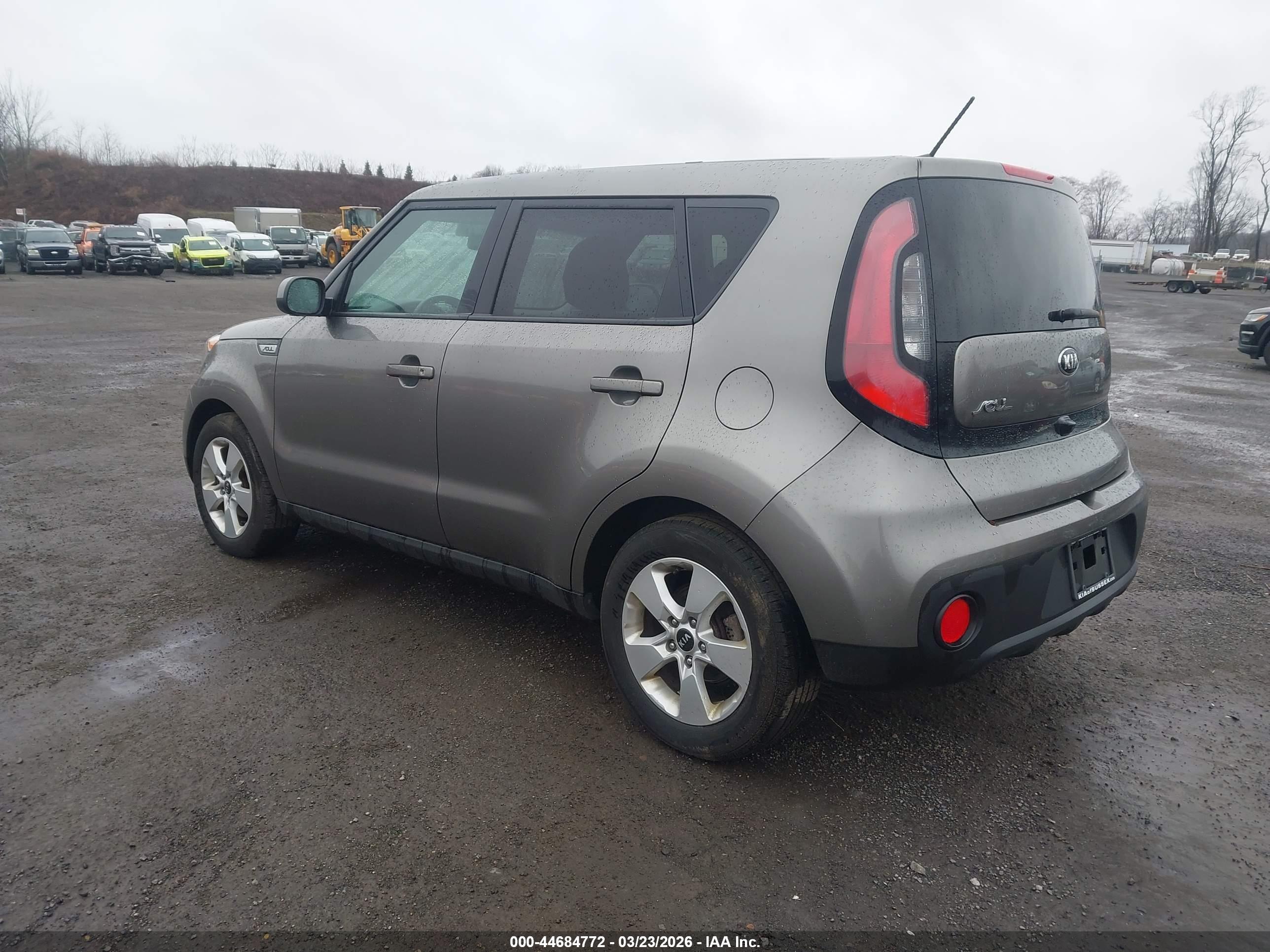 KIA SOUL image 3