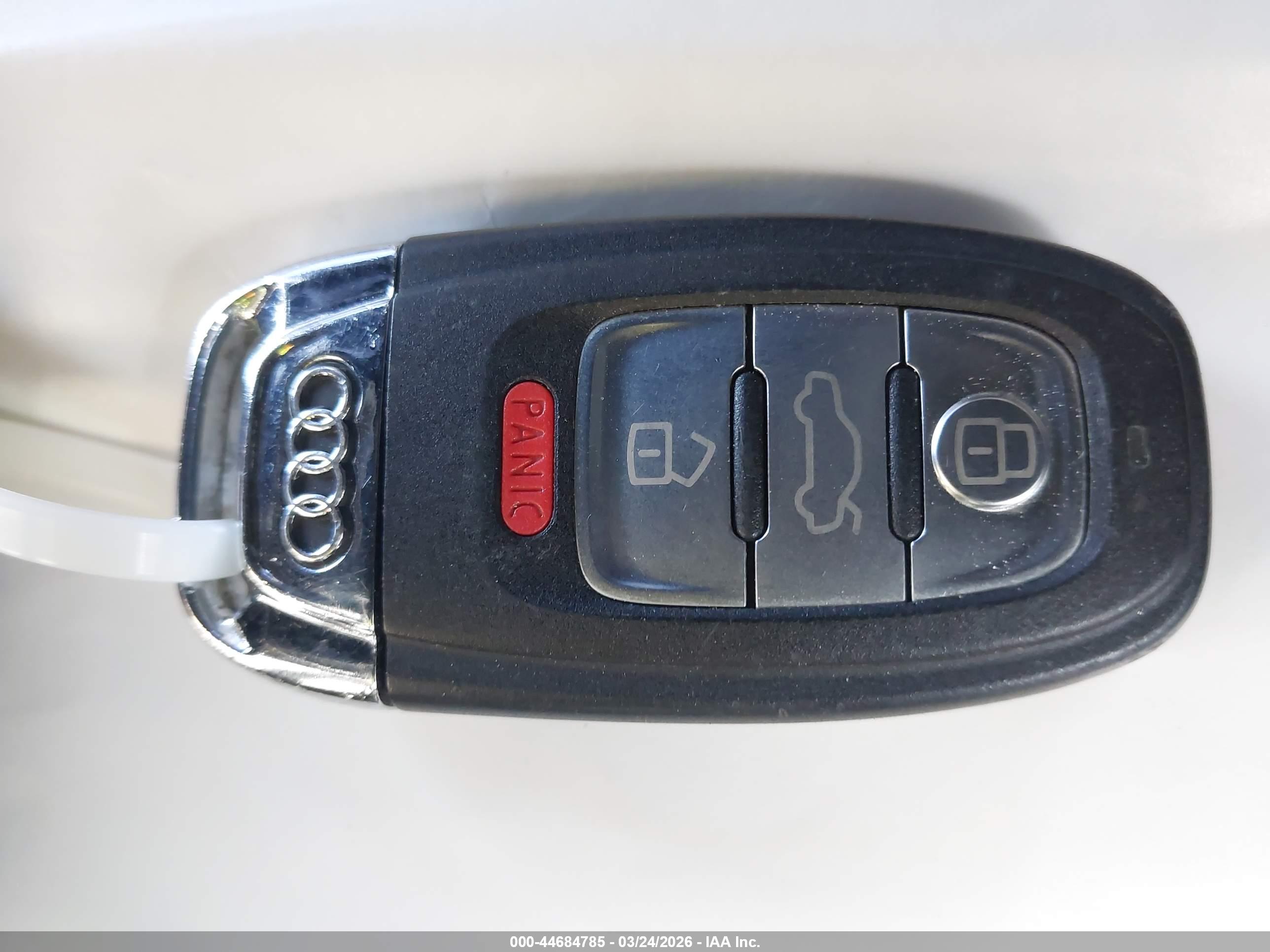AUDI A6 image 11