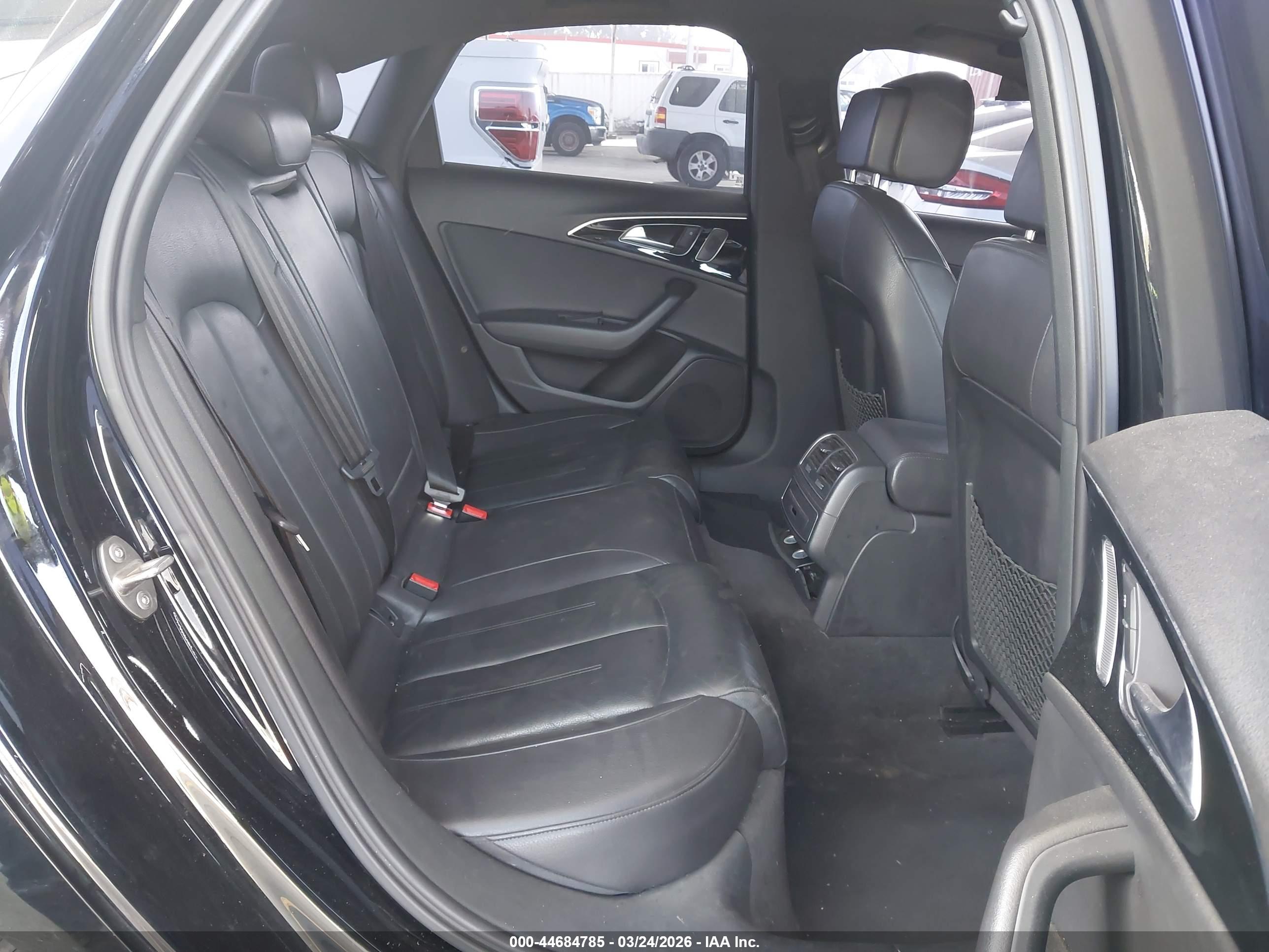 AUDI A6 image 8