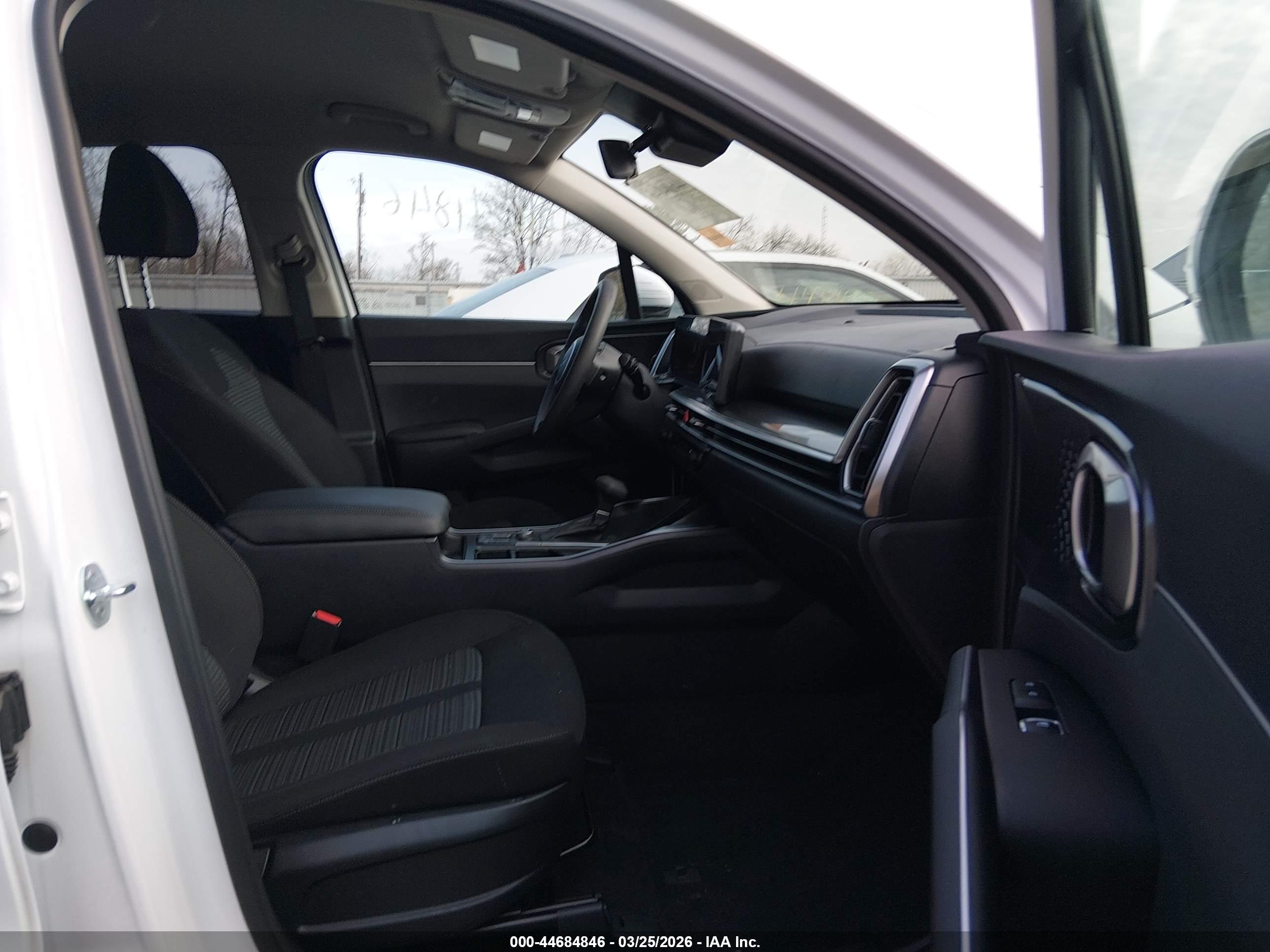 KIA SORENTO image 5