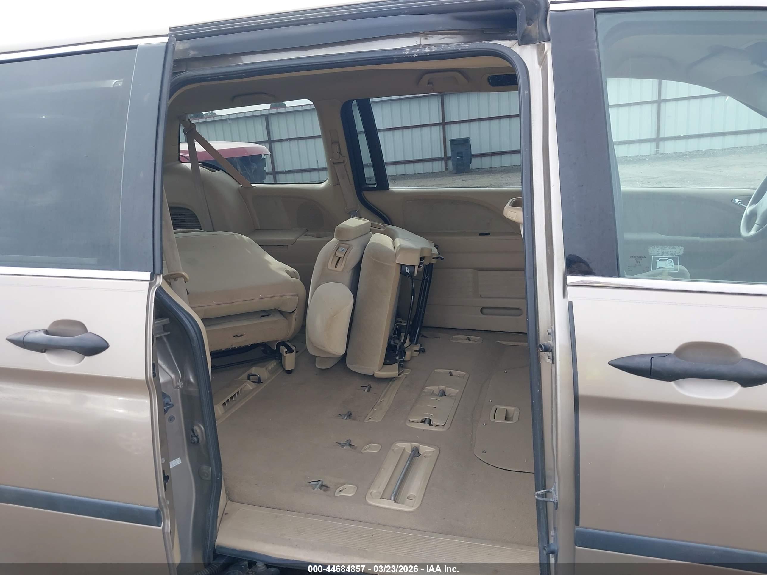 HONDA ODYSSEY image 8