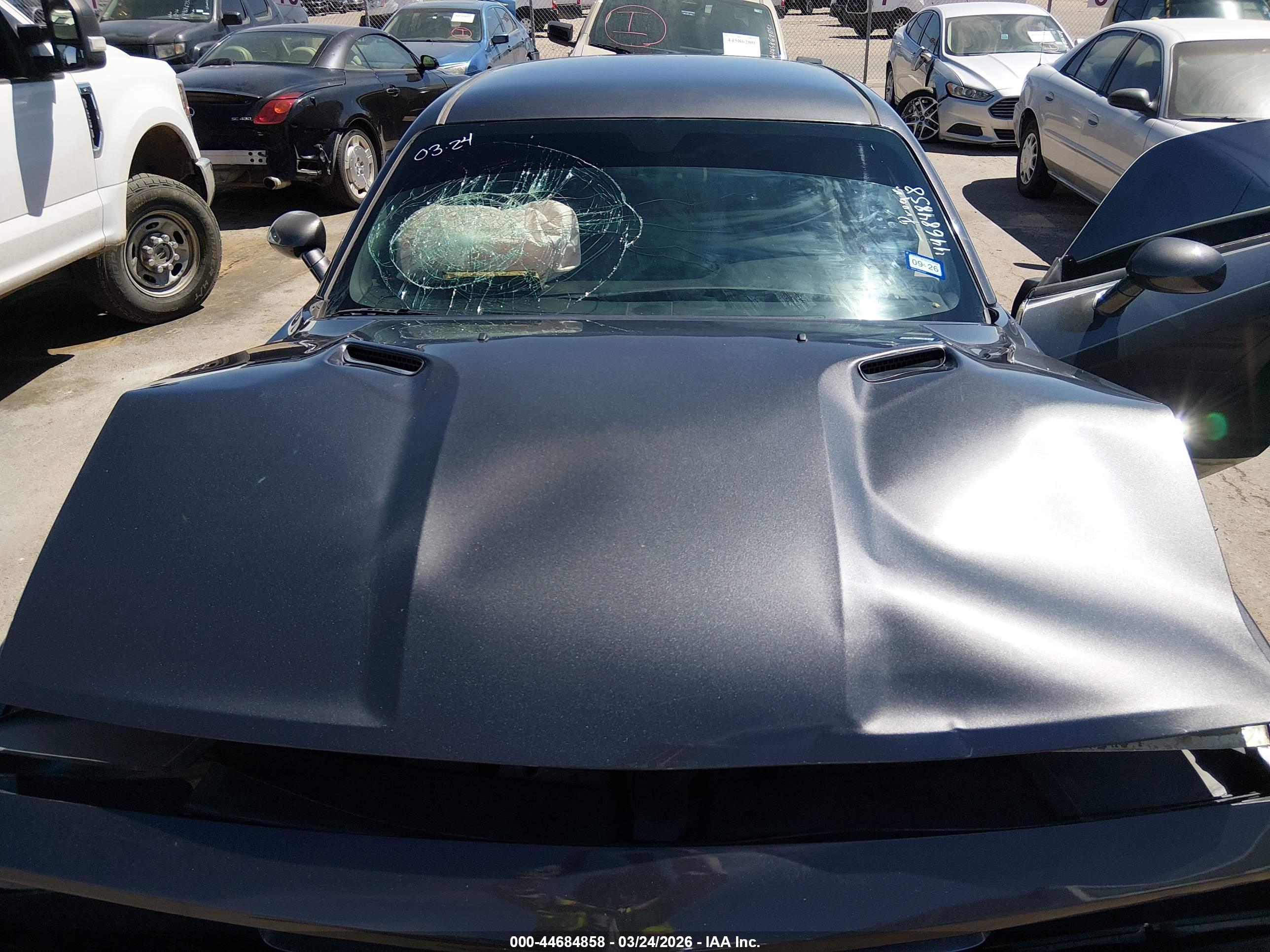 DODGE CHALLENGER image 10