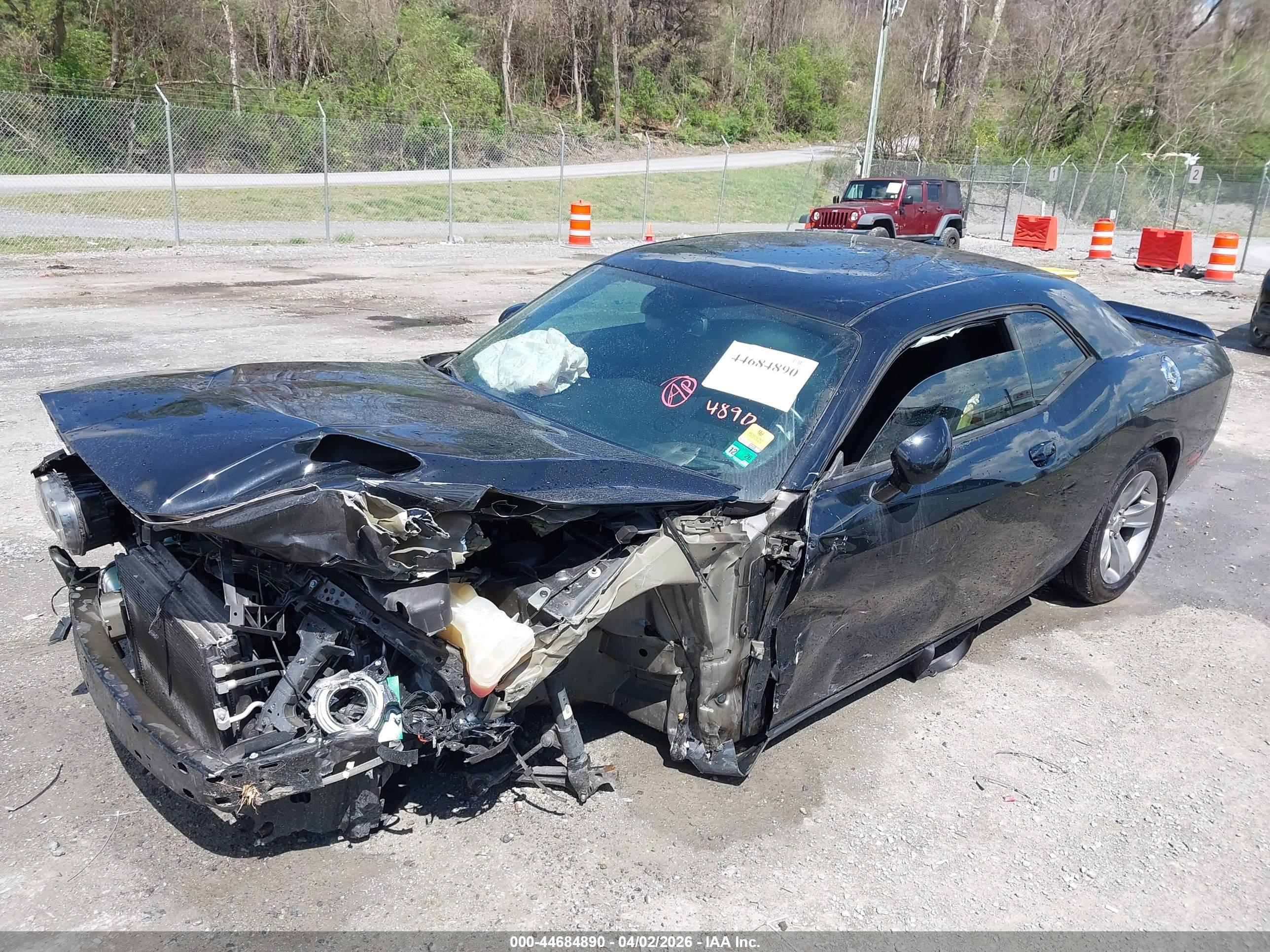 DODGE CHALLENGER image 2