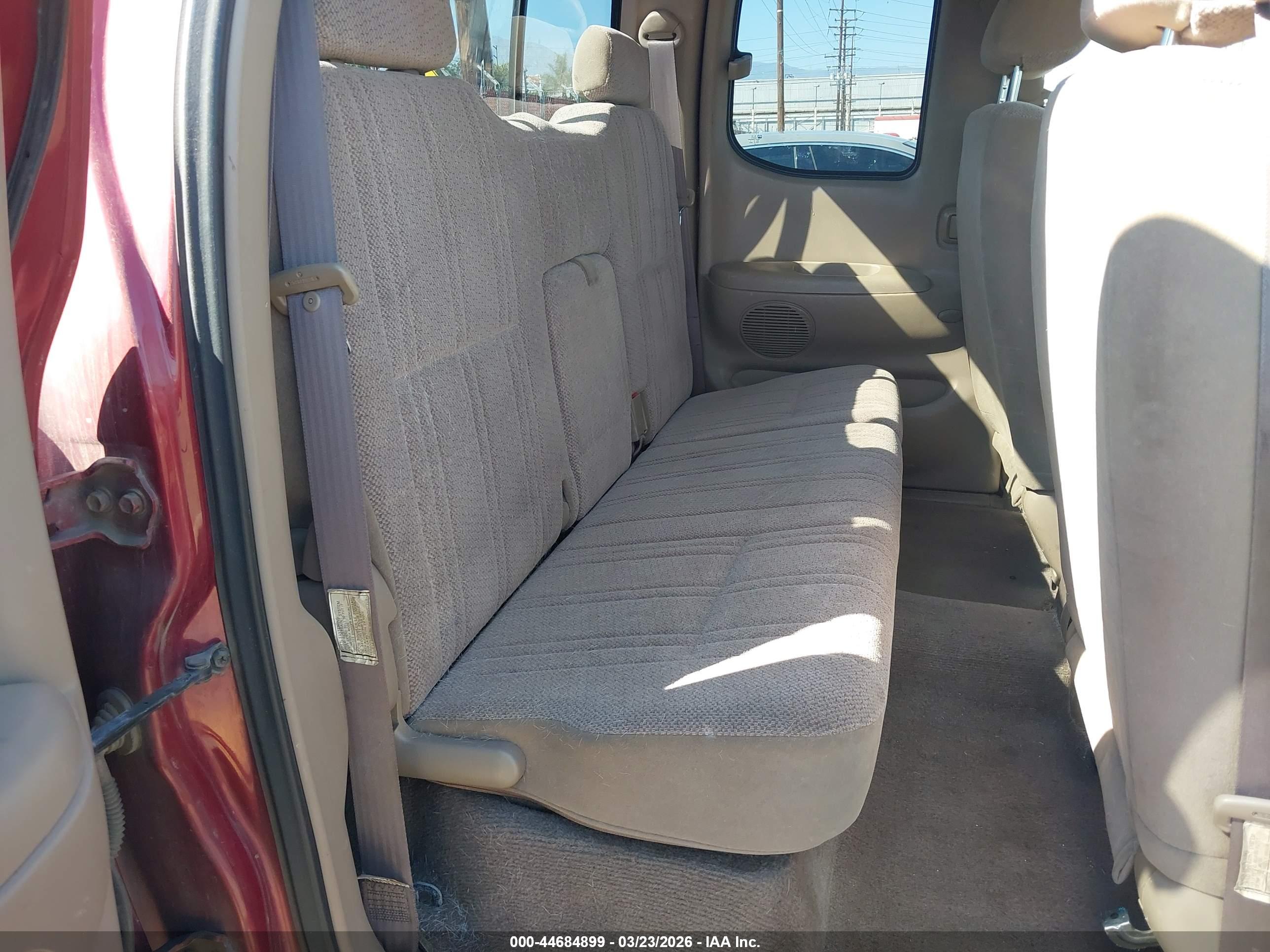 TOYOTA TUNDRA image 8