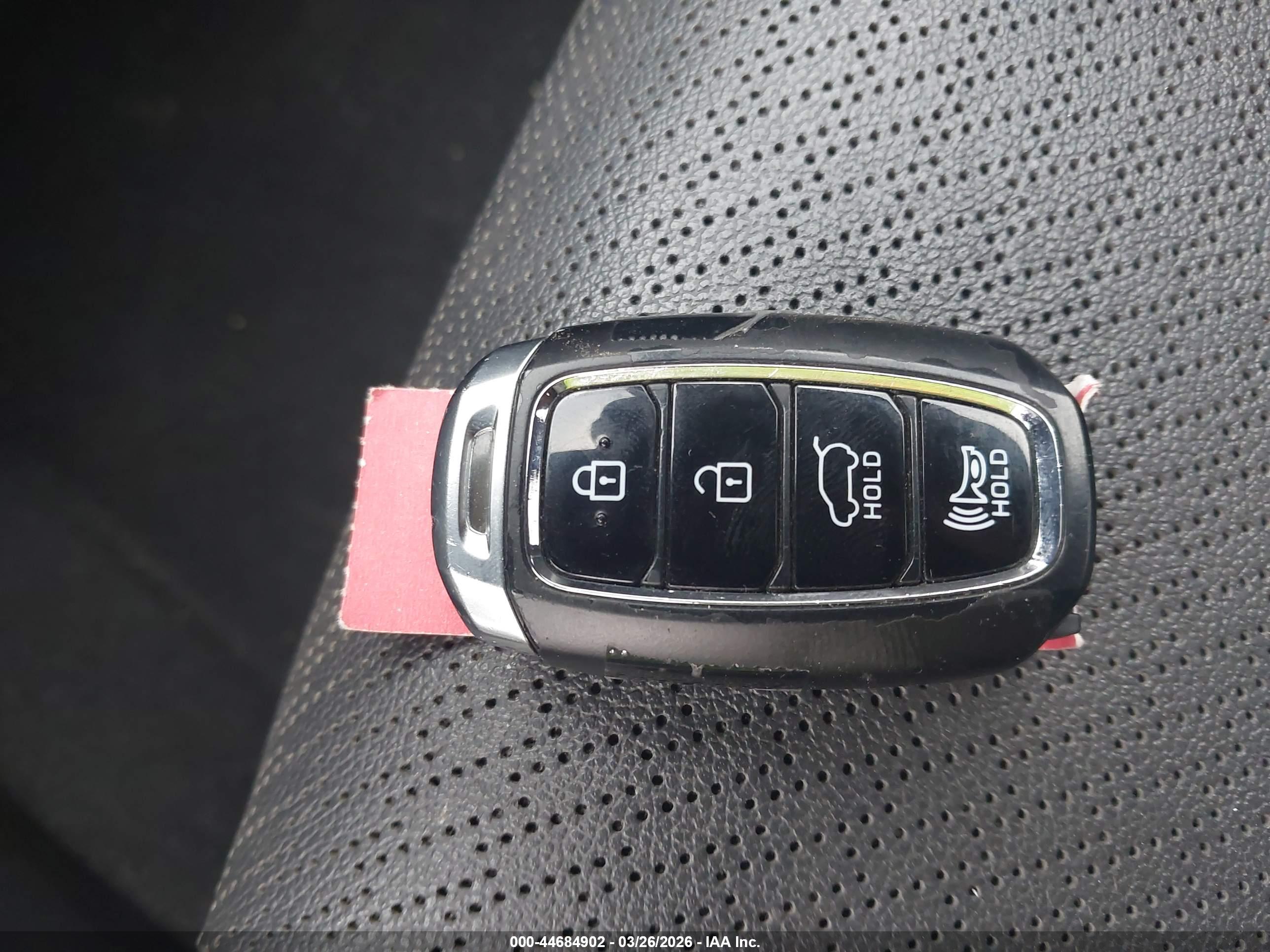 HYUNDAI KONA image 11