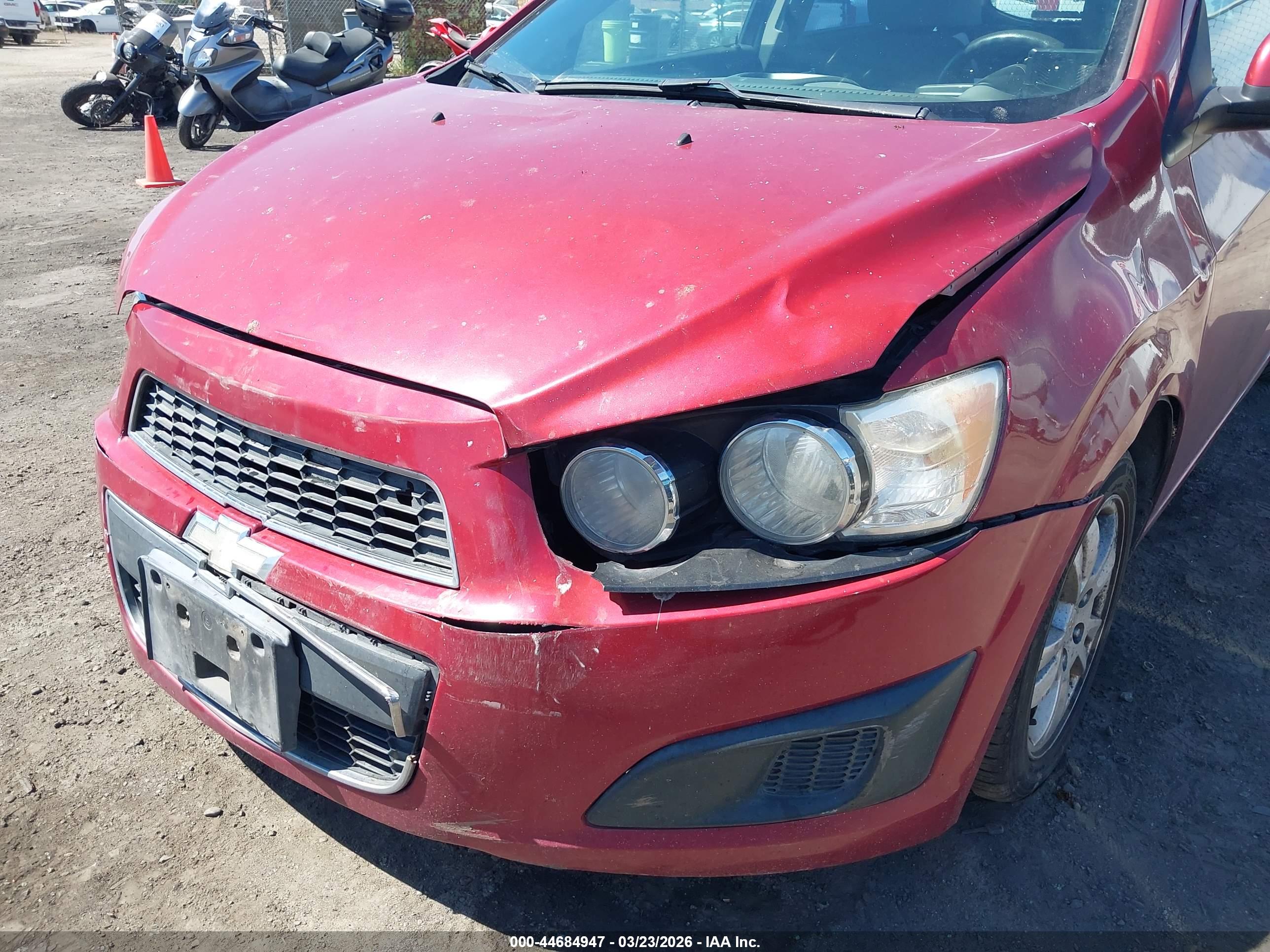 CHEVROLET SONIC image 6