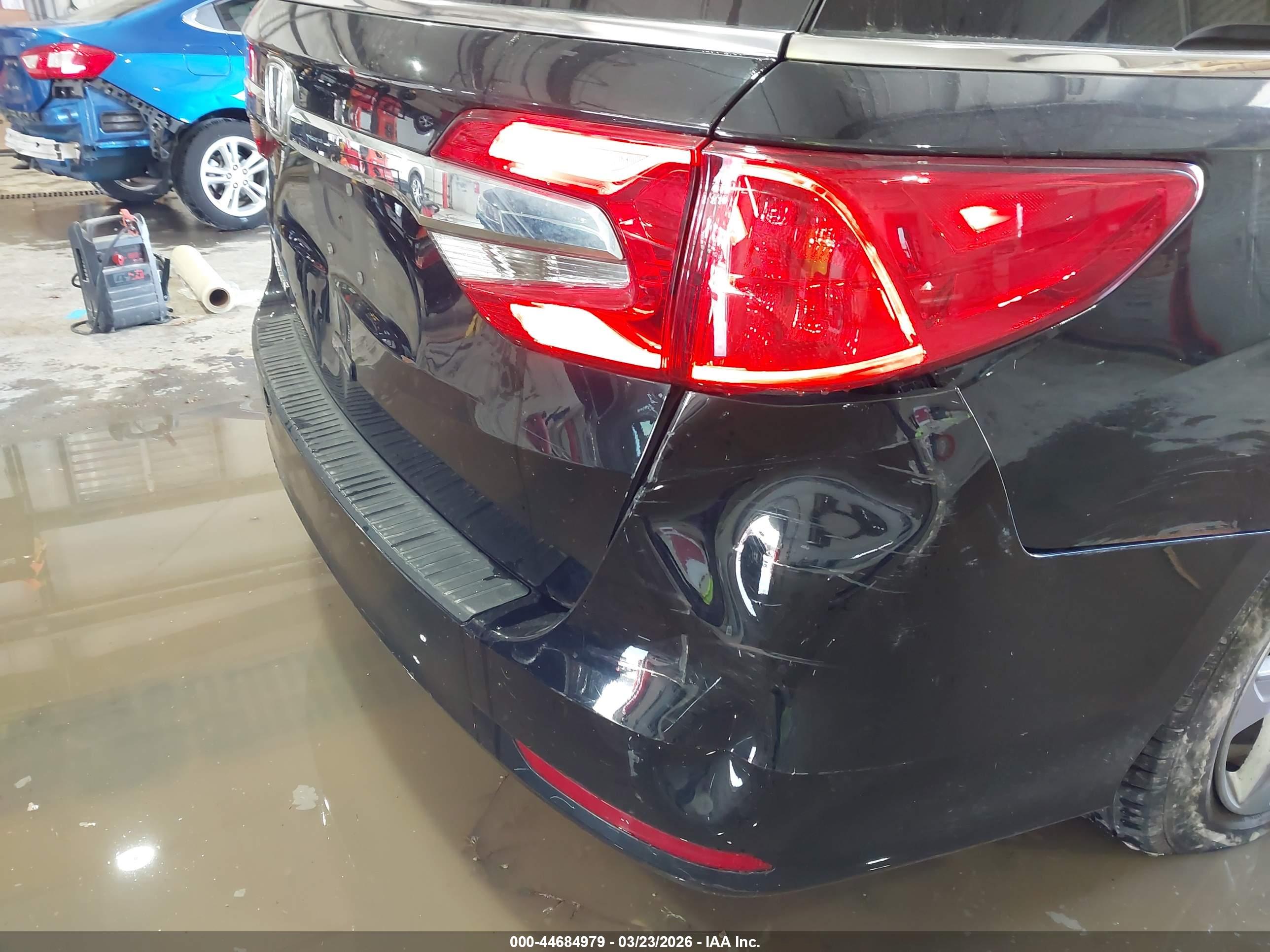 HONDA ODYSSEY image 6