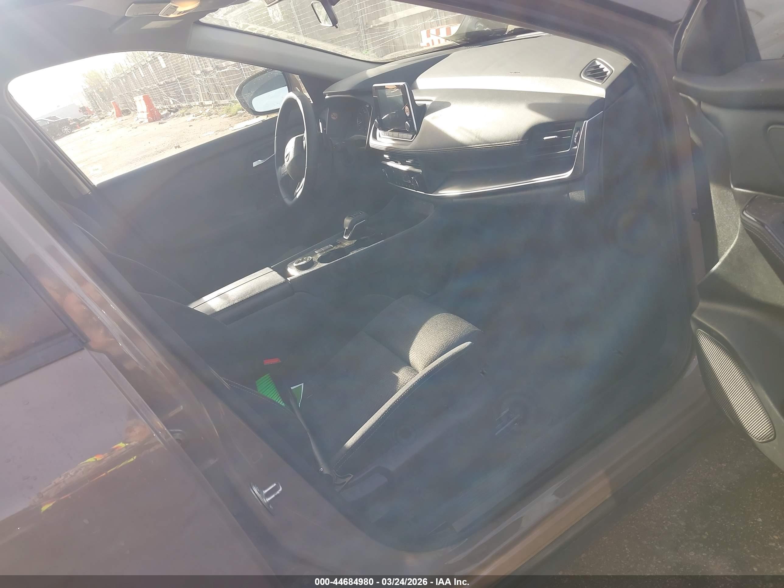 NISSAN ROGUE image 8