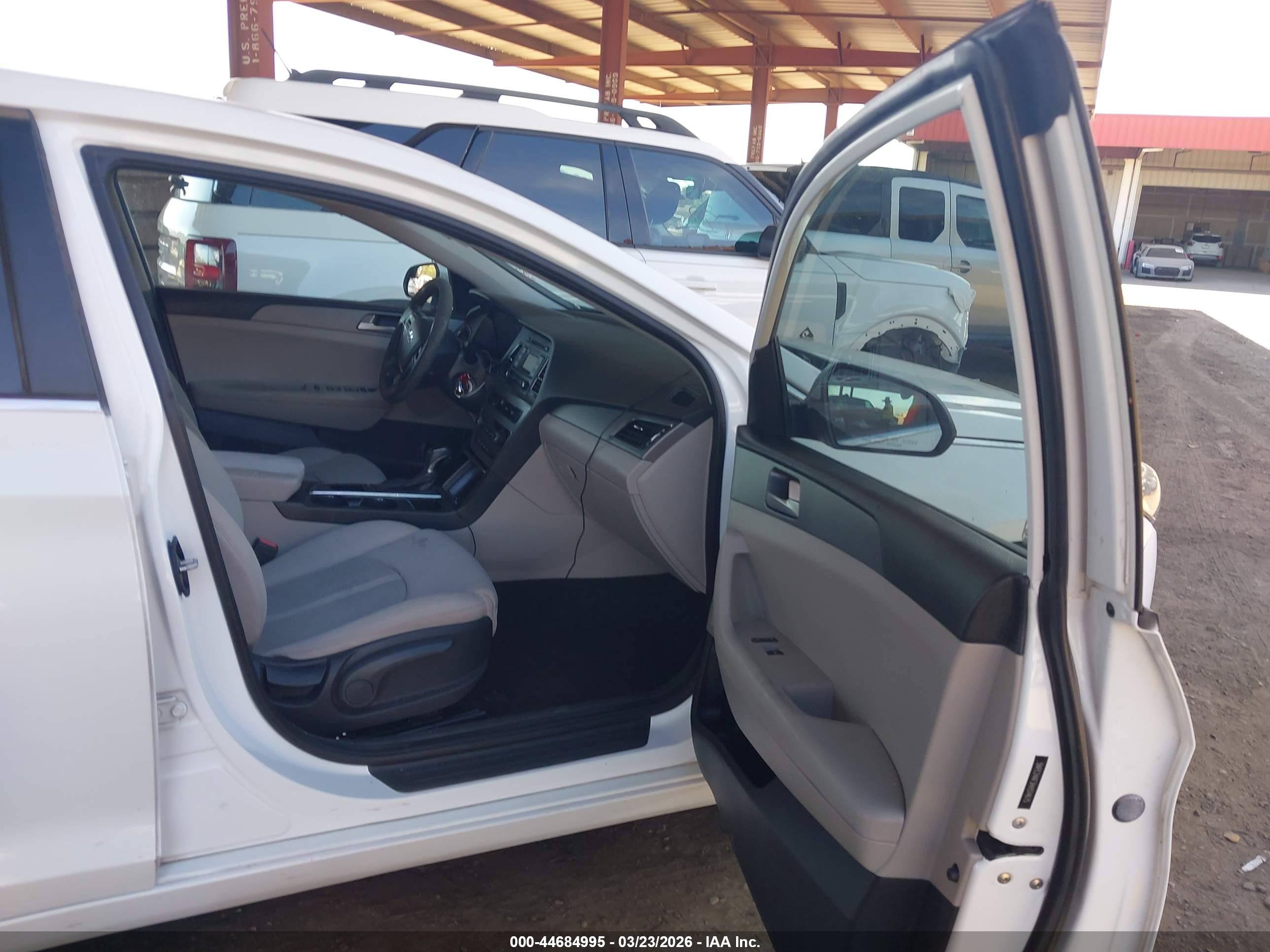 HYUNDAI SONATA image 5