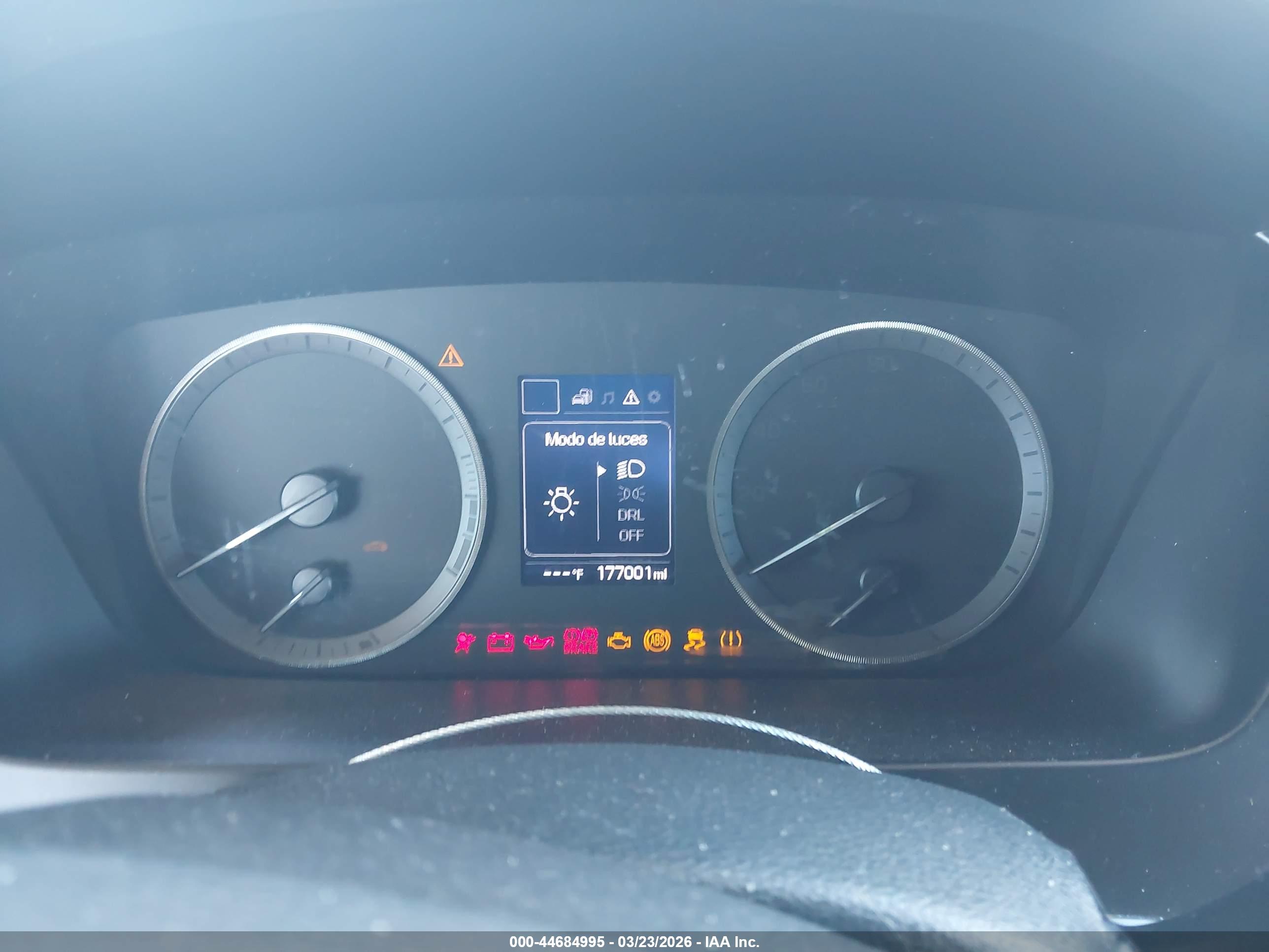 HYUNDAI SONATA image 7