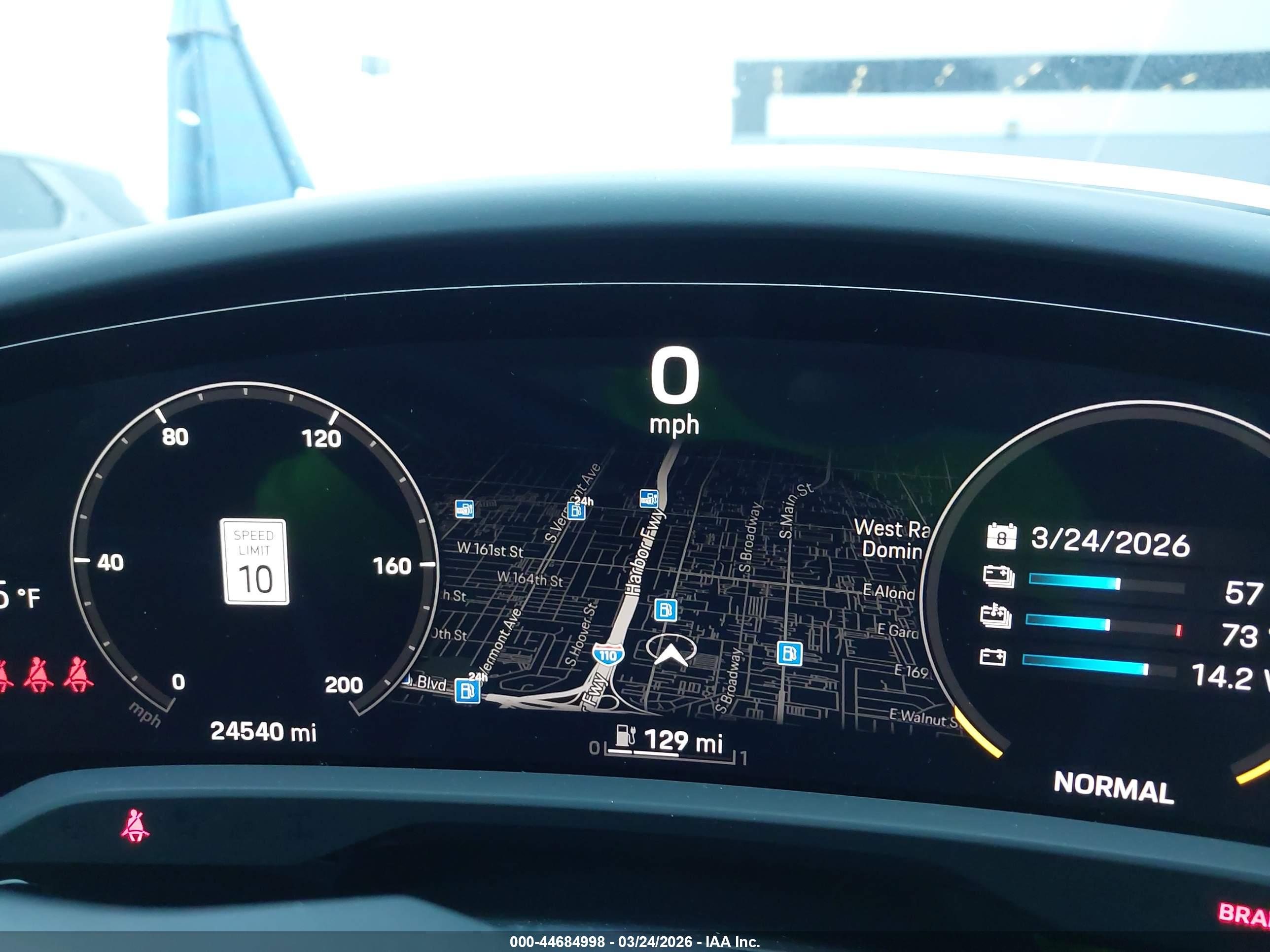 PORSCHE TAYCAN image 7