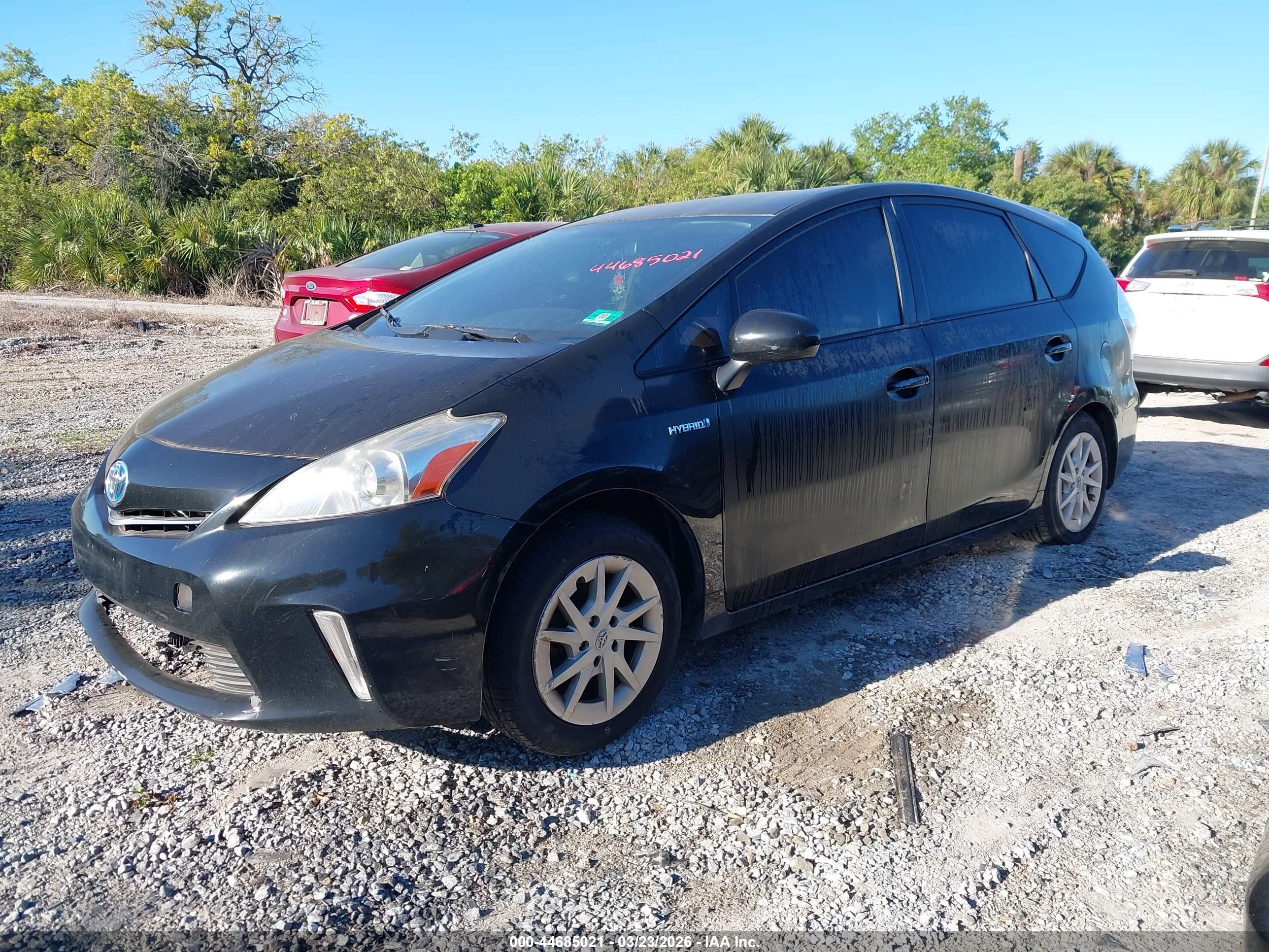TOYOTA PRIUS image 2