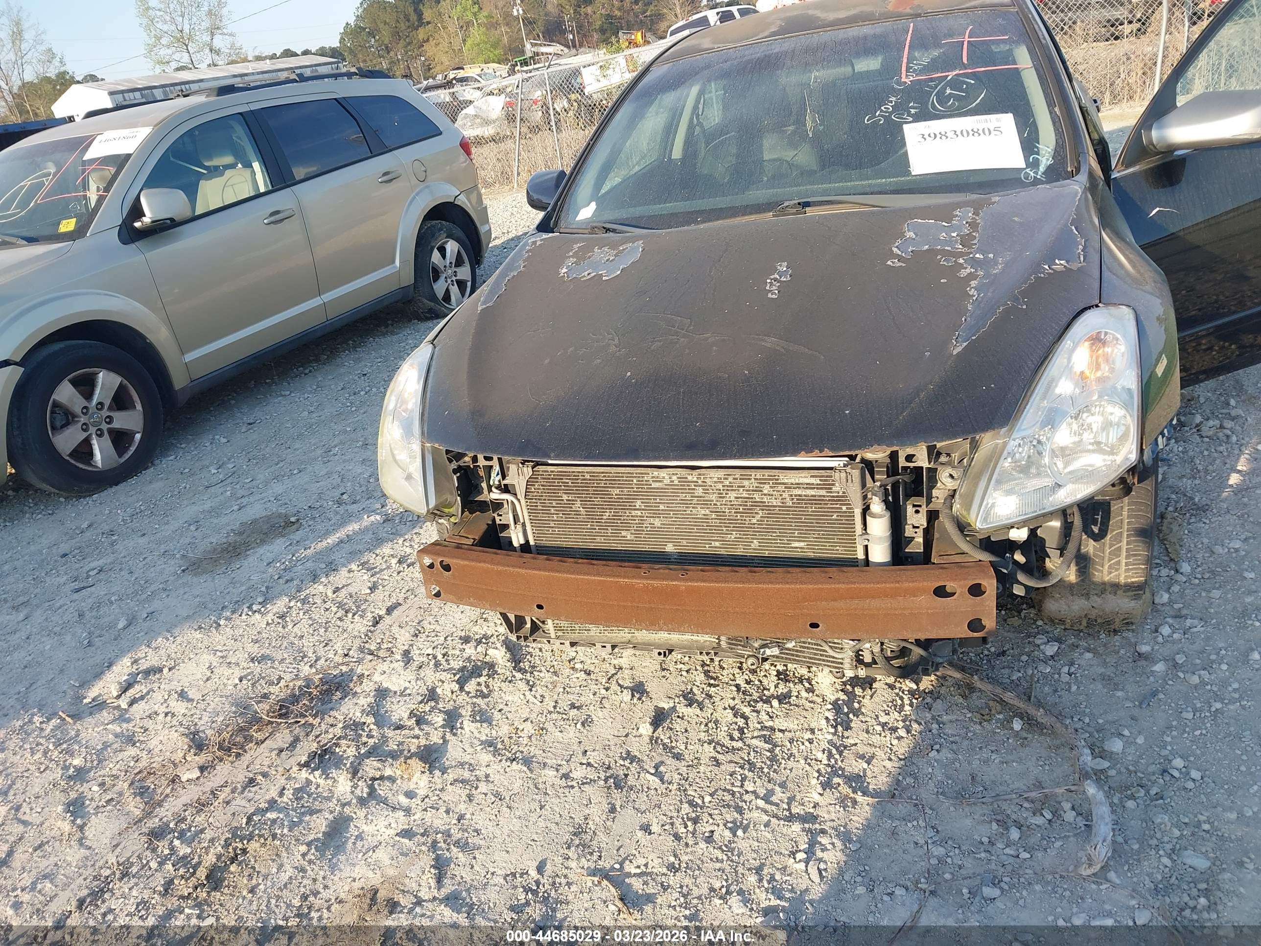 NISSAN ALTIMA image 6