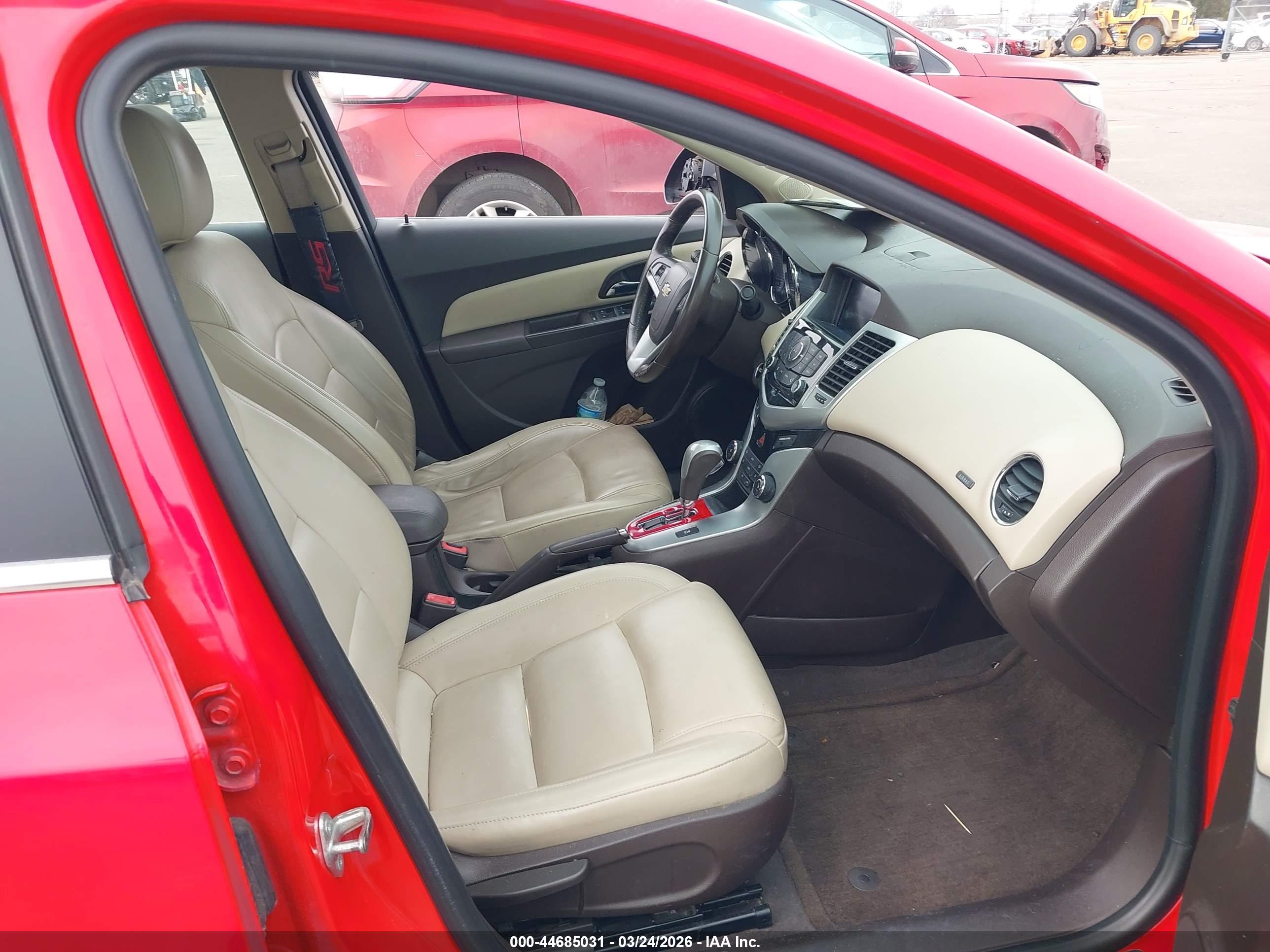 CHEVROLET CRUZE image 5