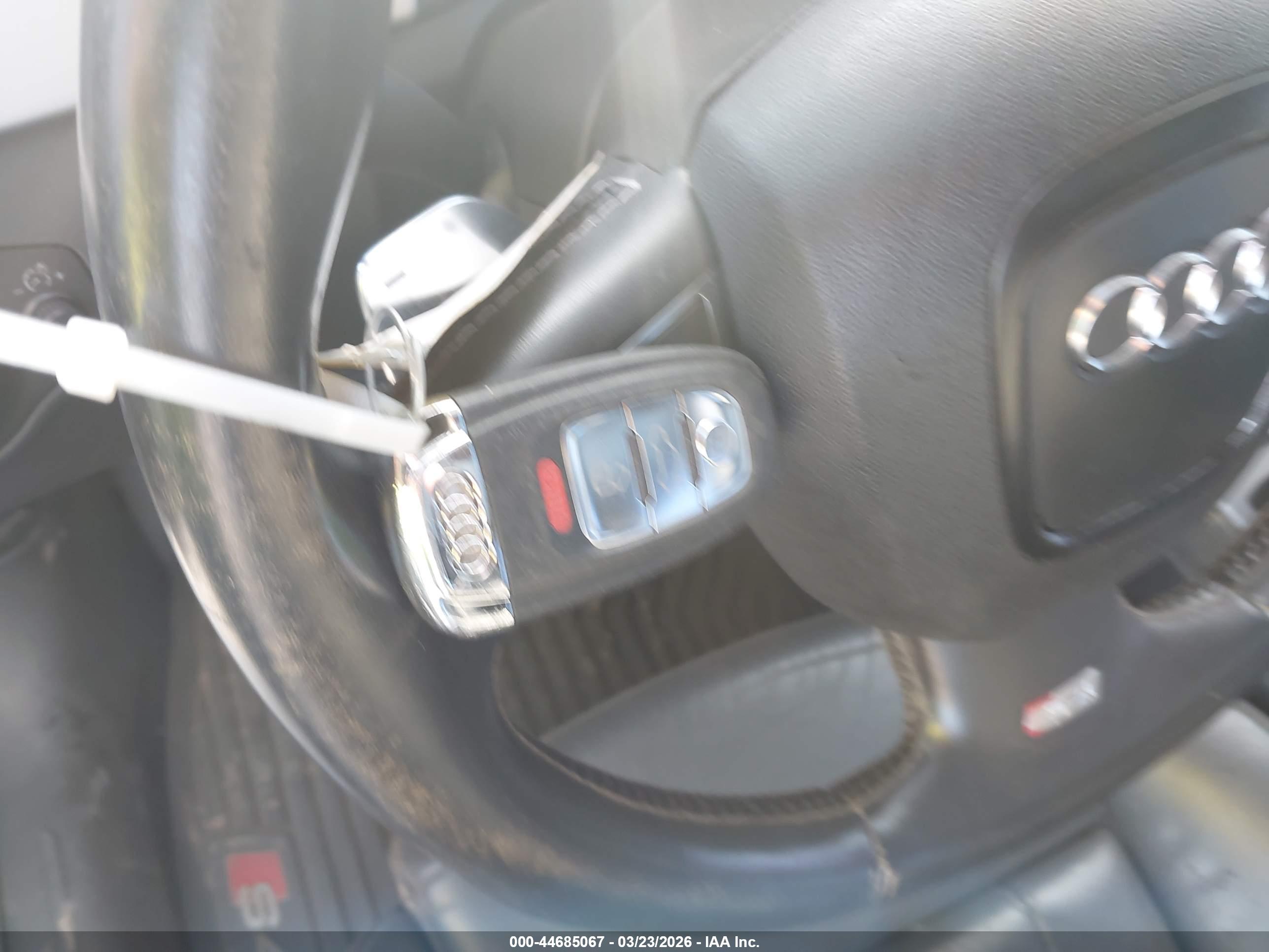 AUDI S4 image 11