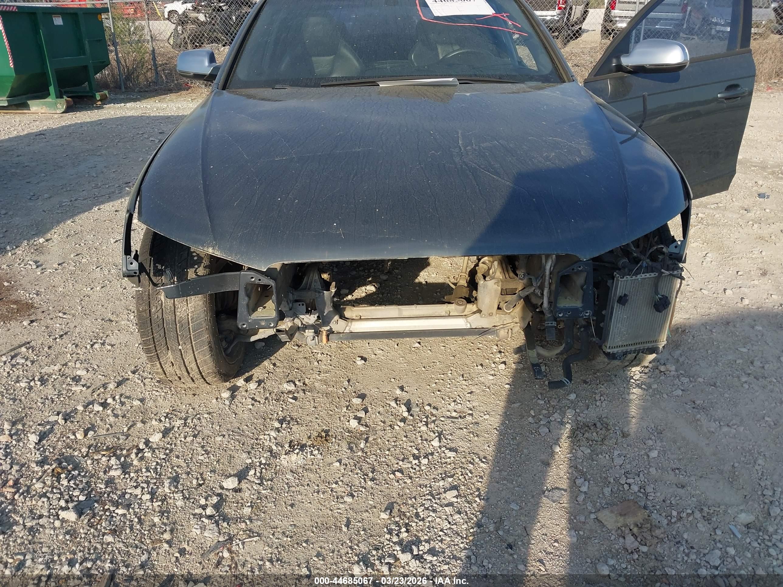 AUDI S4 image 6