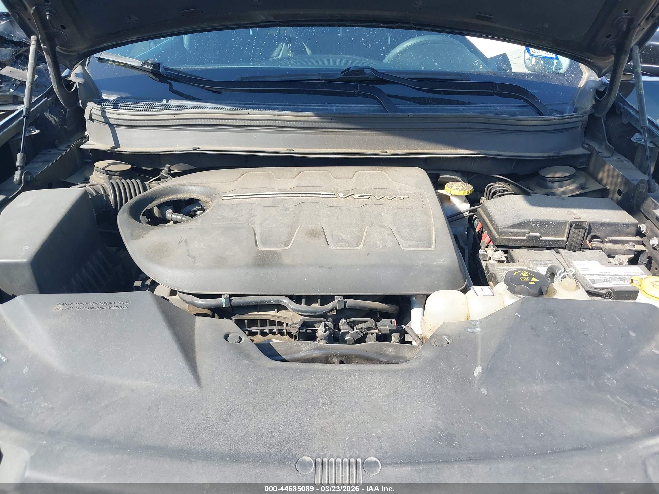 JEEP CHEROKEE image 10