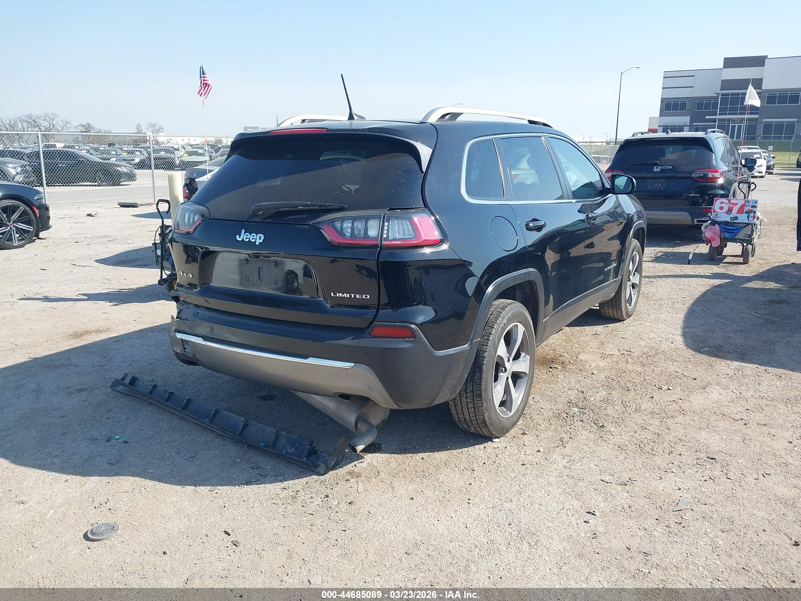 JEEP CHEROKEE image 4