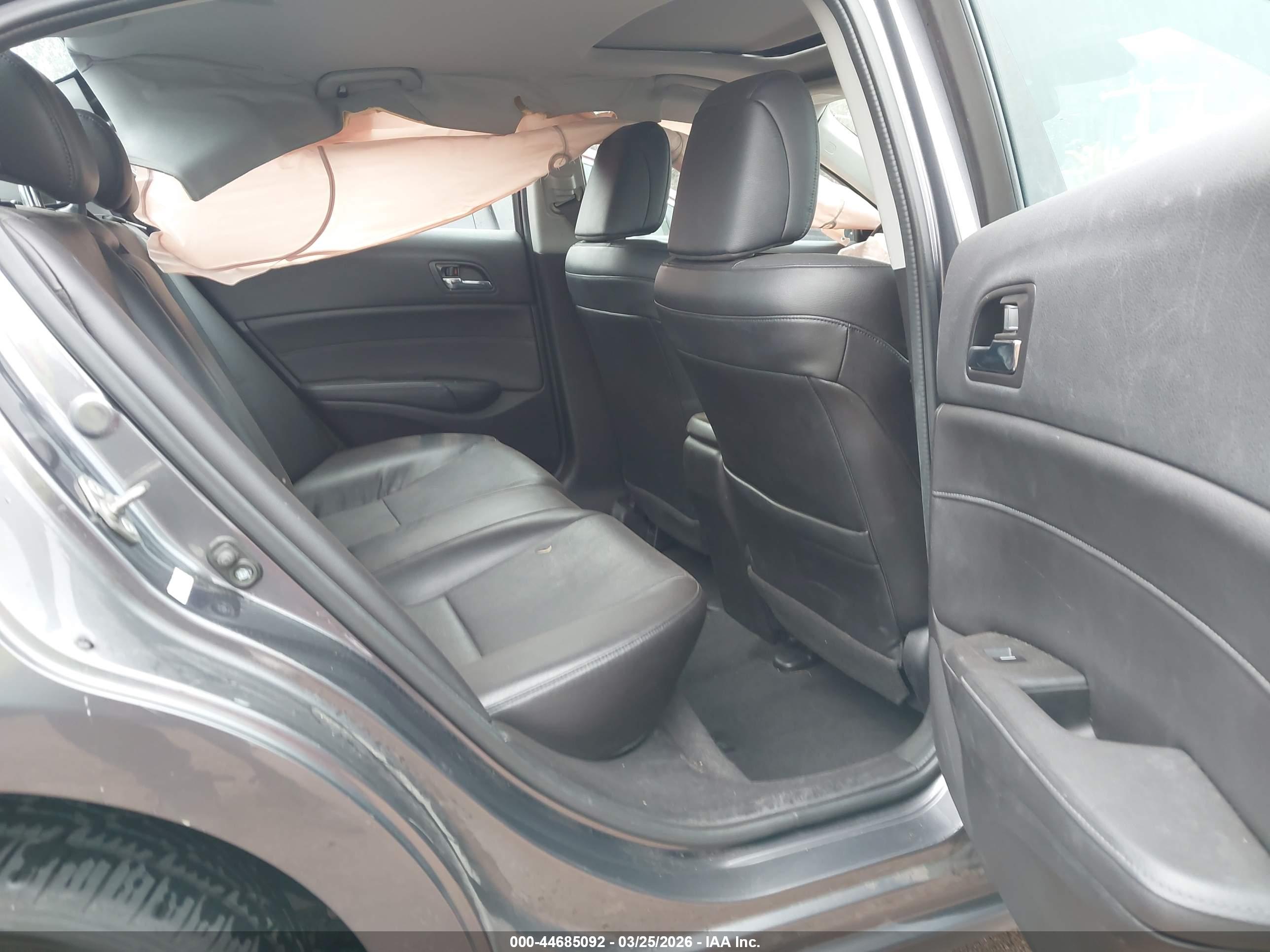 ACURA ILX image 8