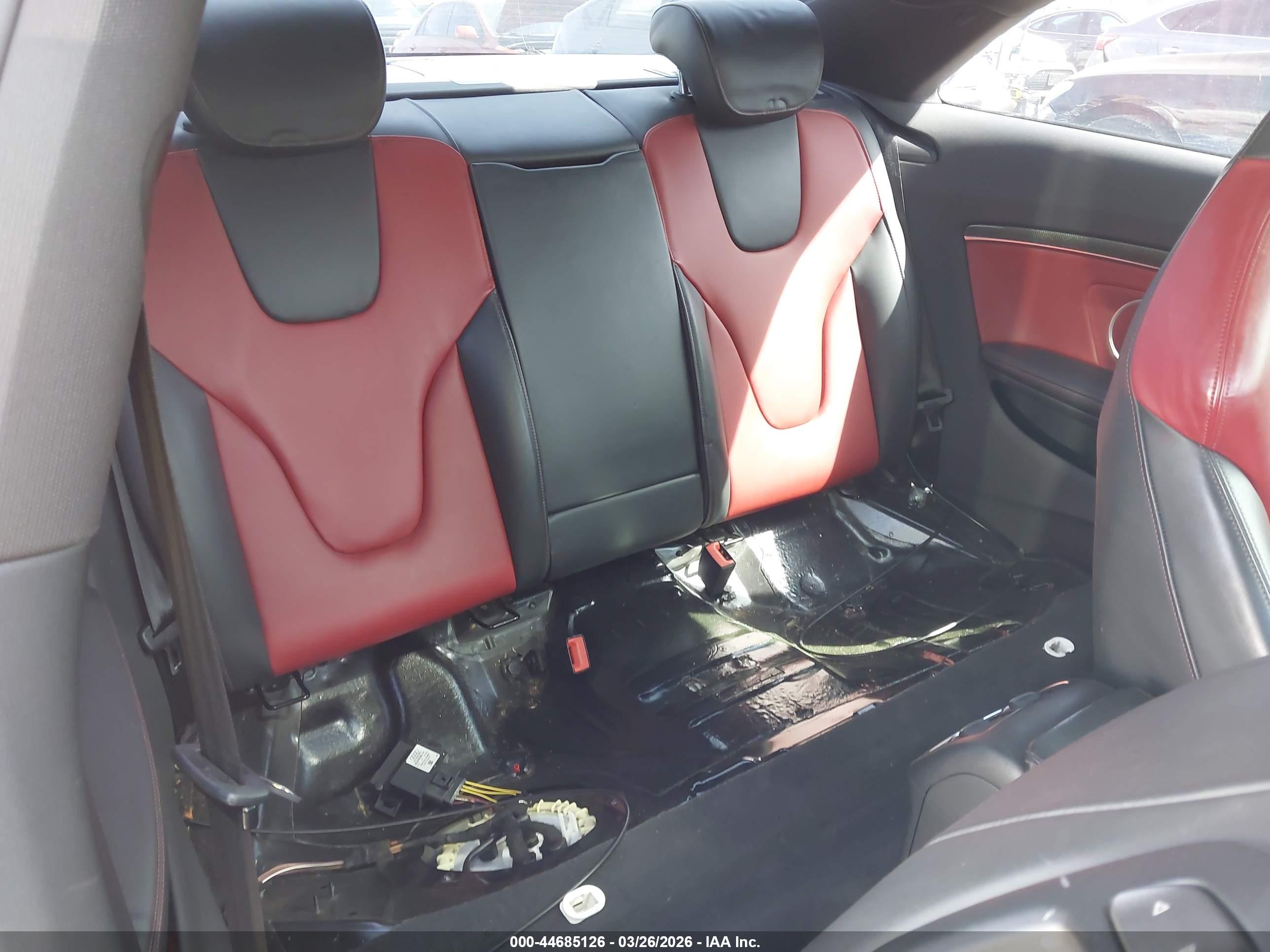 AUDI S5 image 8