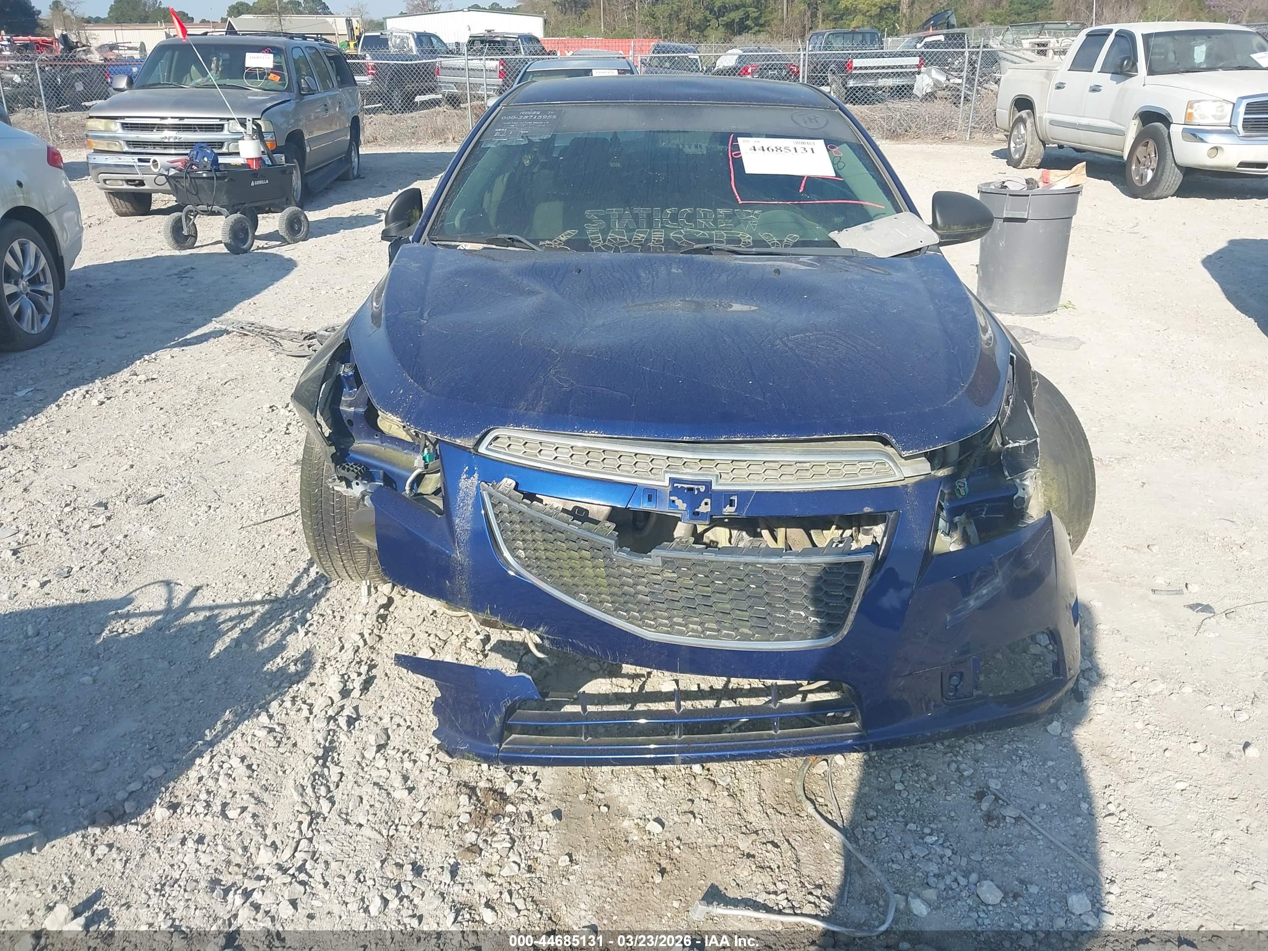 CHEVROLET CRUZE image 6