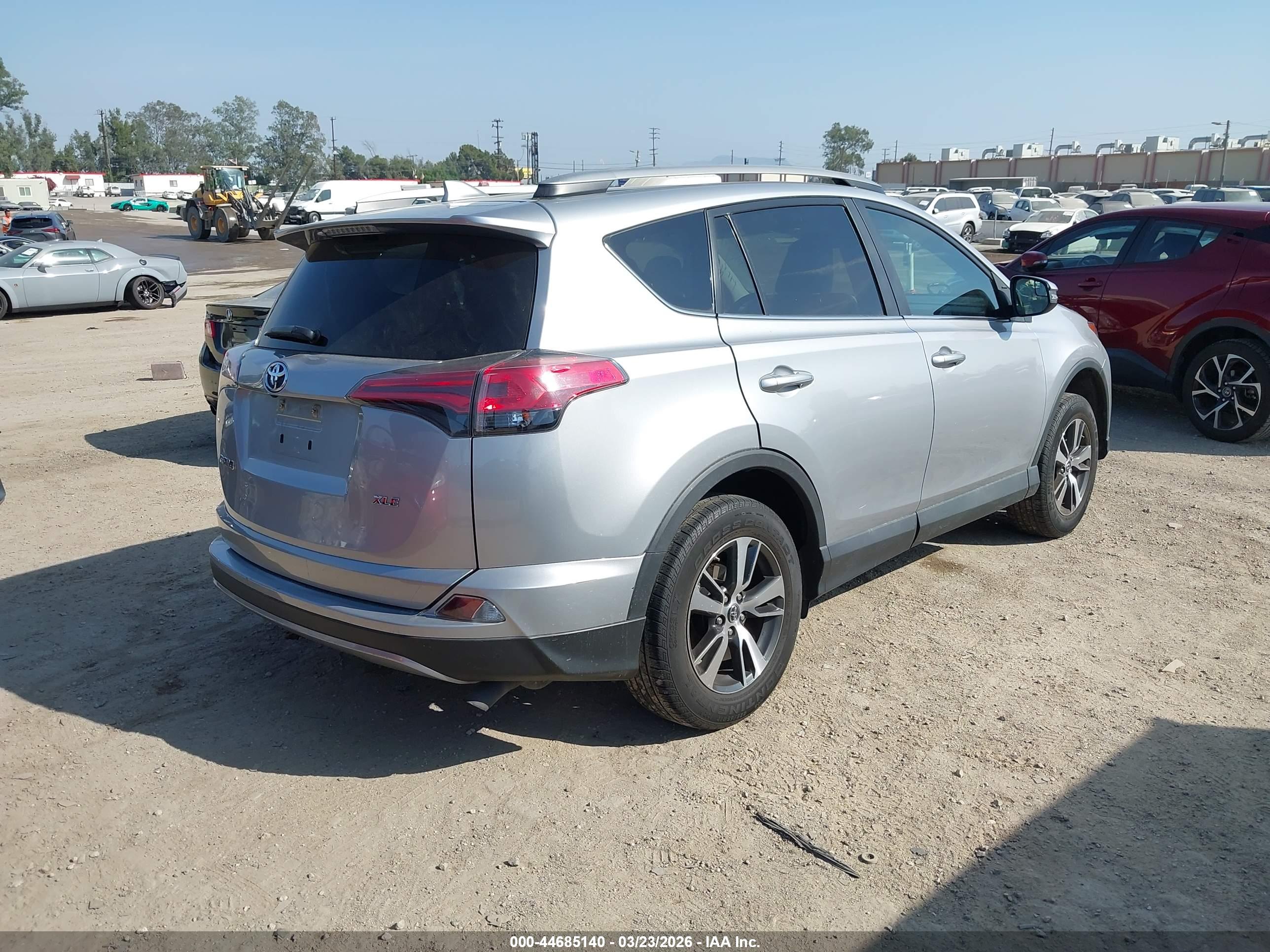 TOYOTA RAV4 image 4