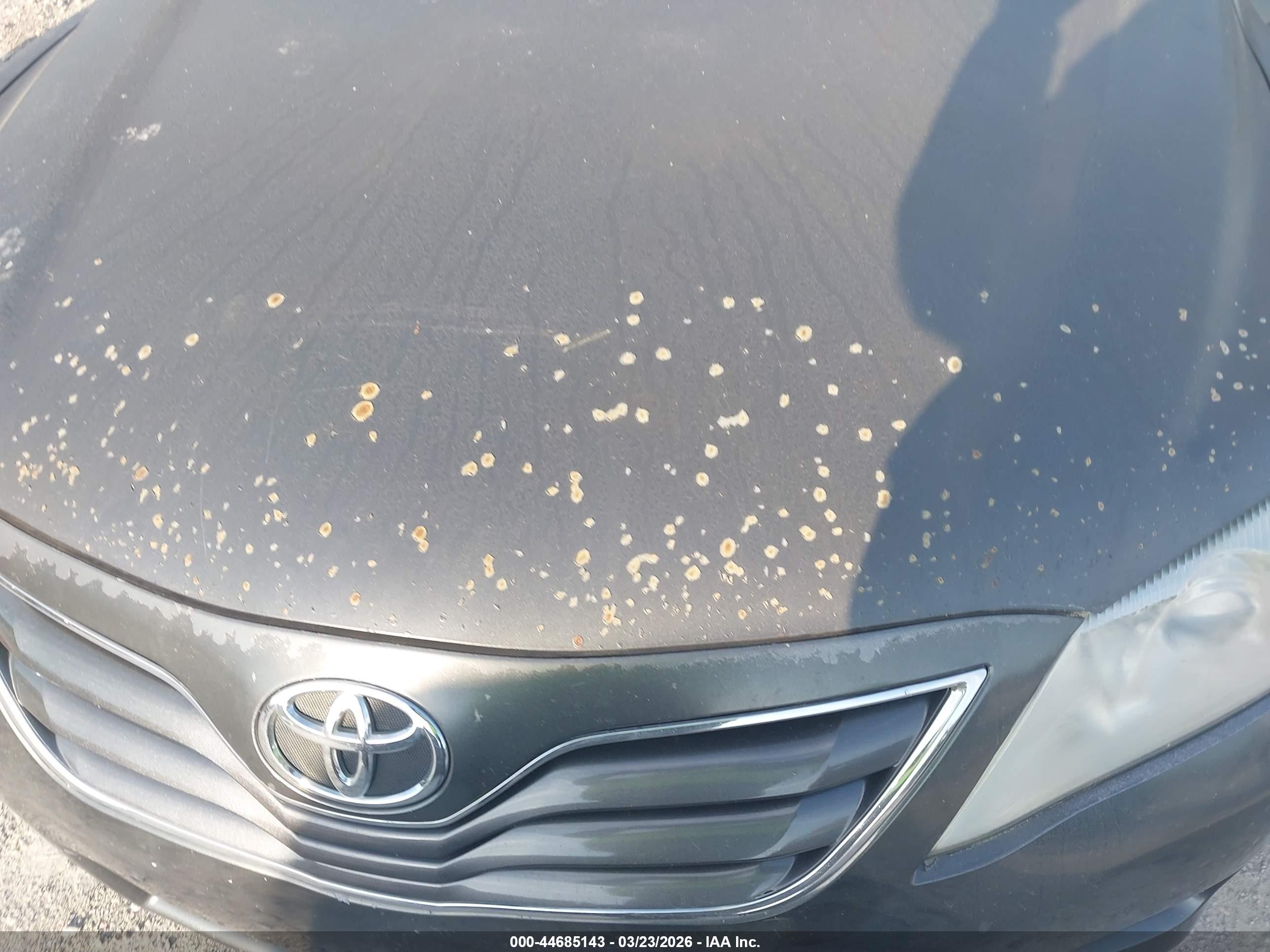 TOYOTA CAMRY image 6
