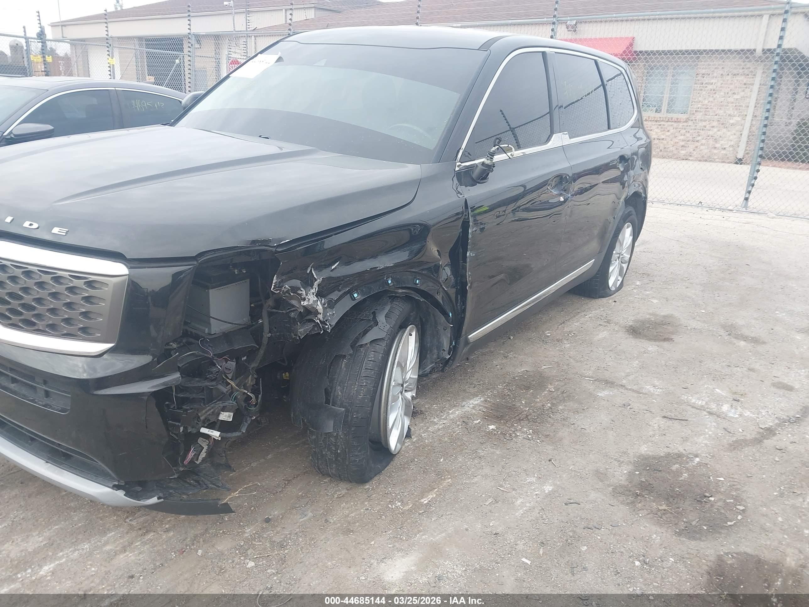 KIA TELLURIDE image 6
