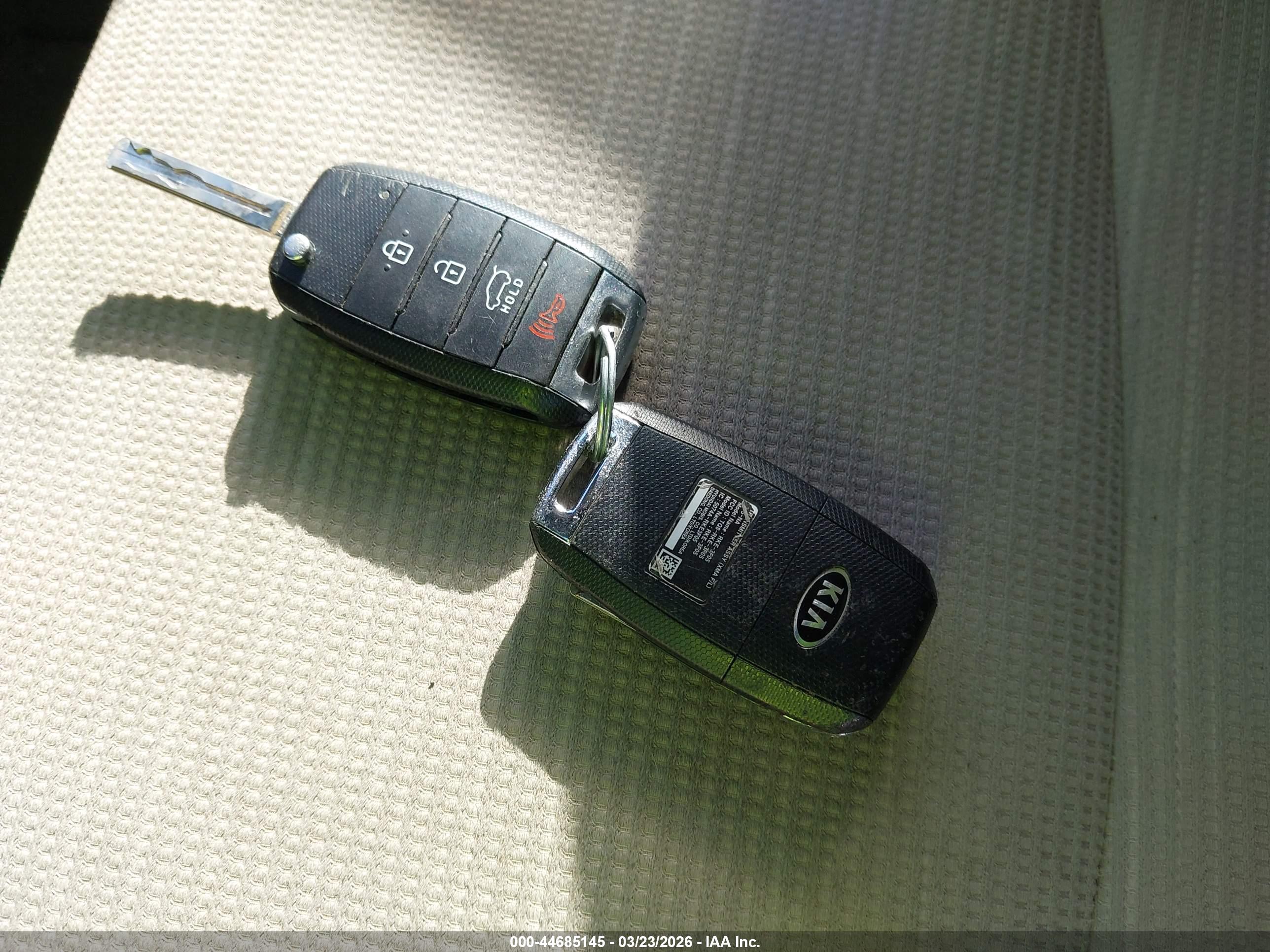 KIA SORENTO image 11