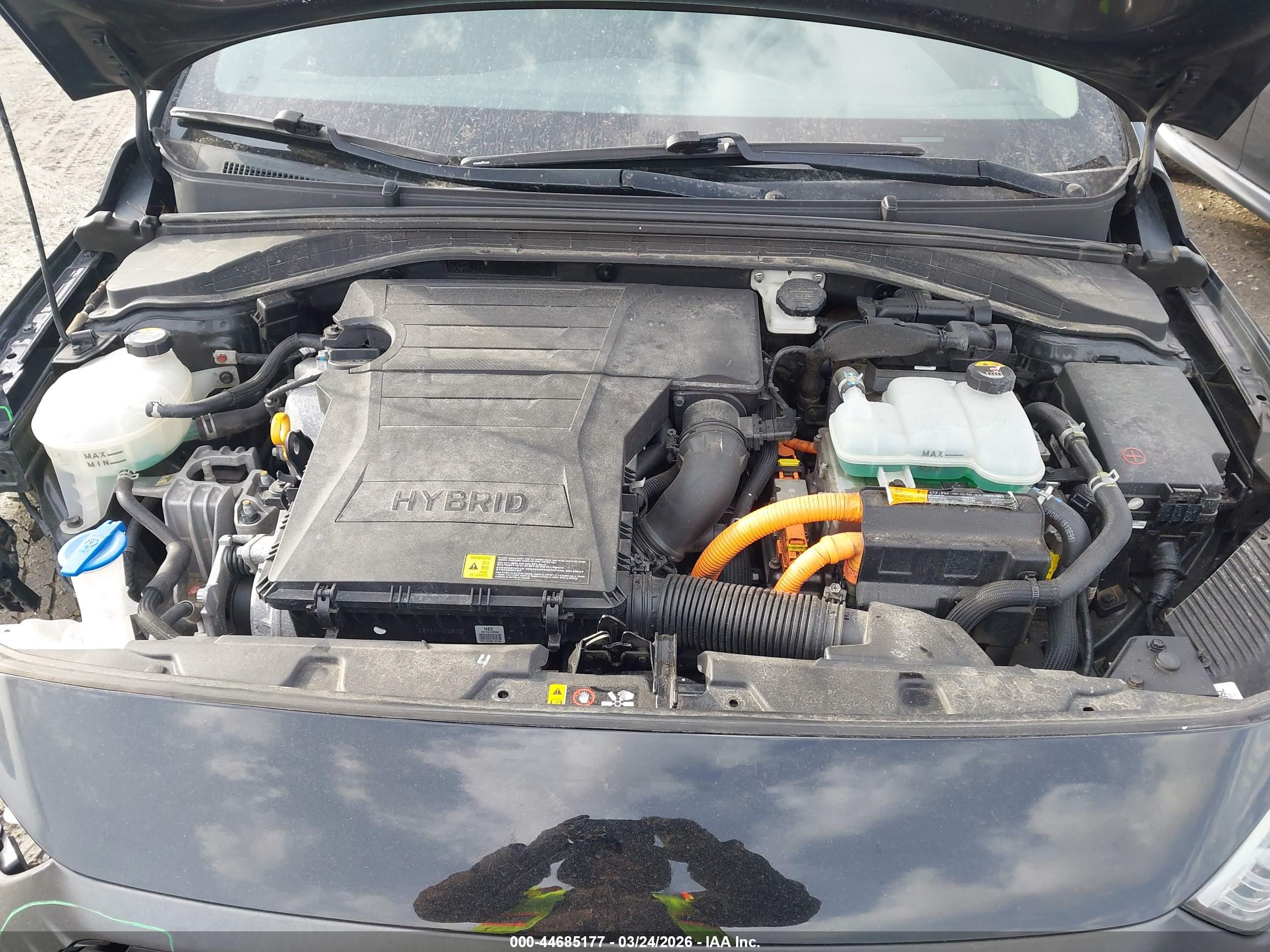 HYUNDAI IONIQ image 10