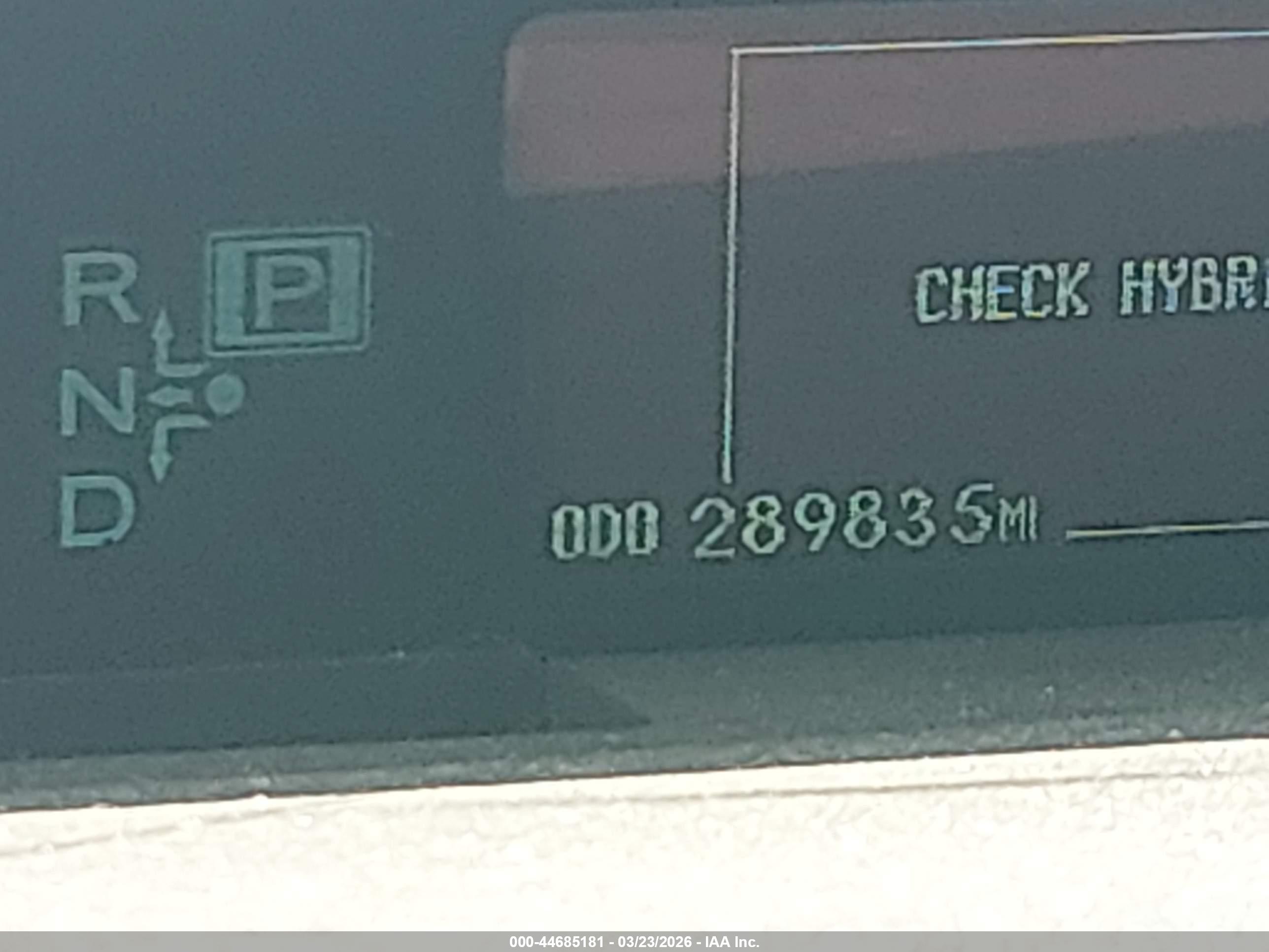 TOYOTA PRIUS image 7