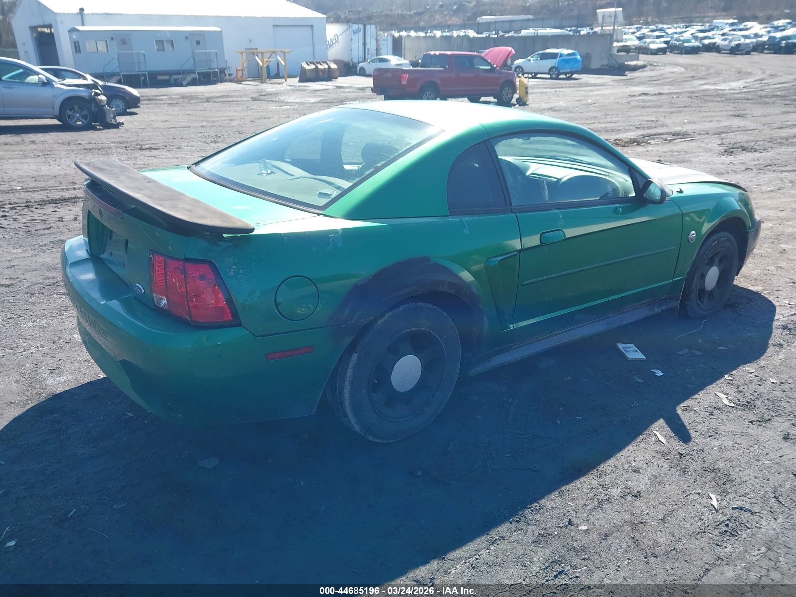 FORD MUSTANG image 4