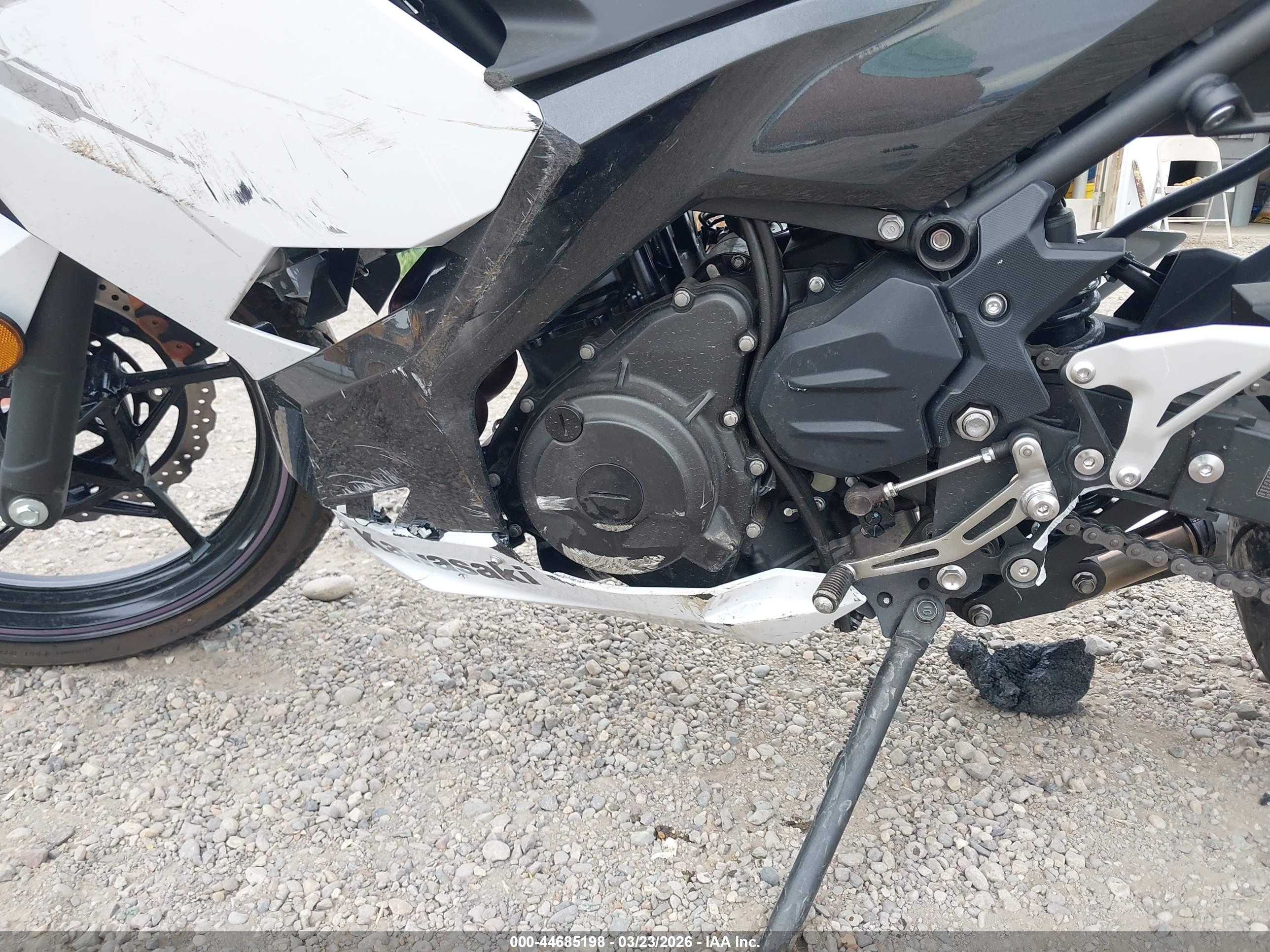 KAWASAKI EX400 image 9