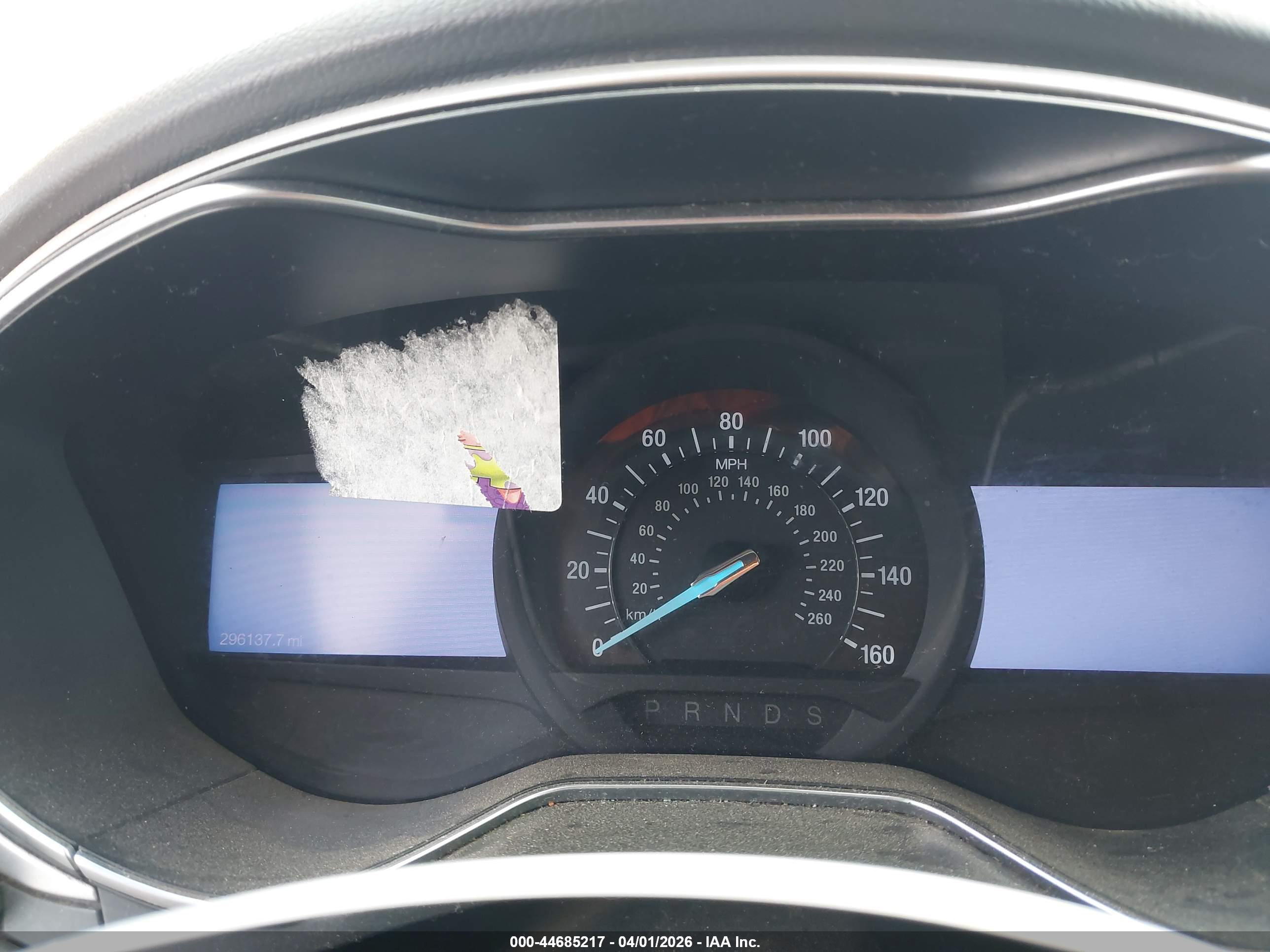 FORD FUSION image 7