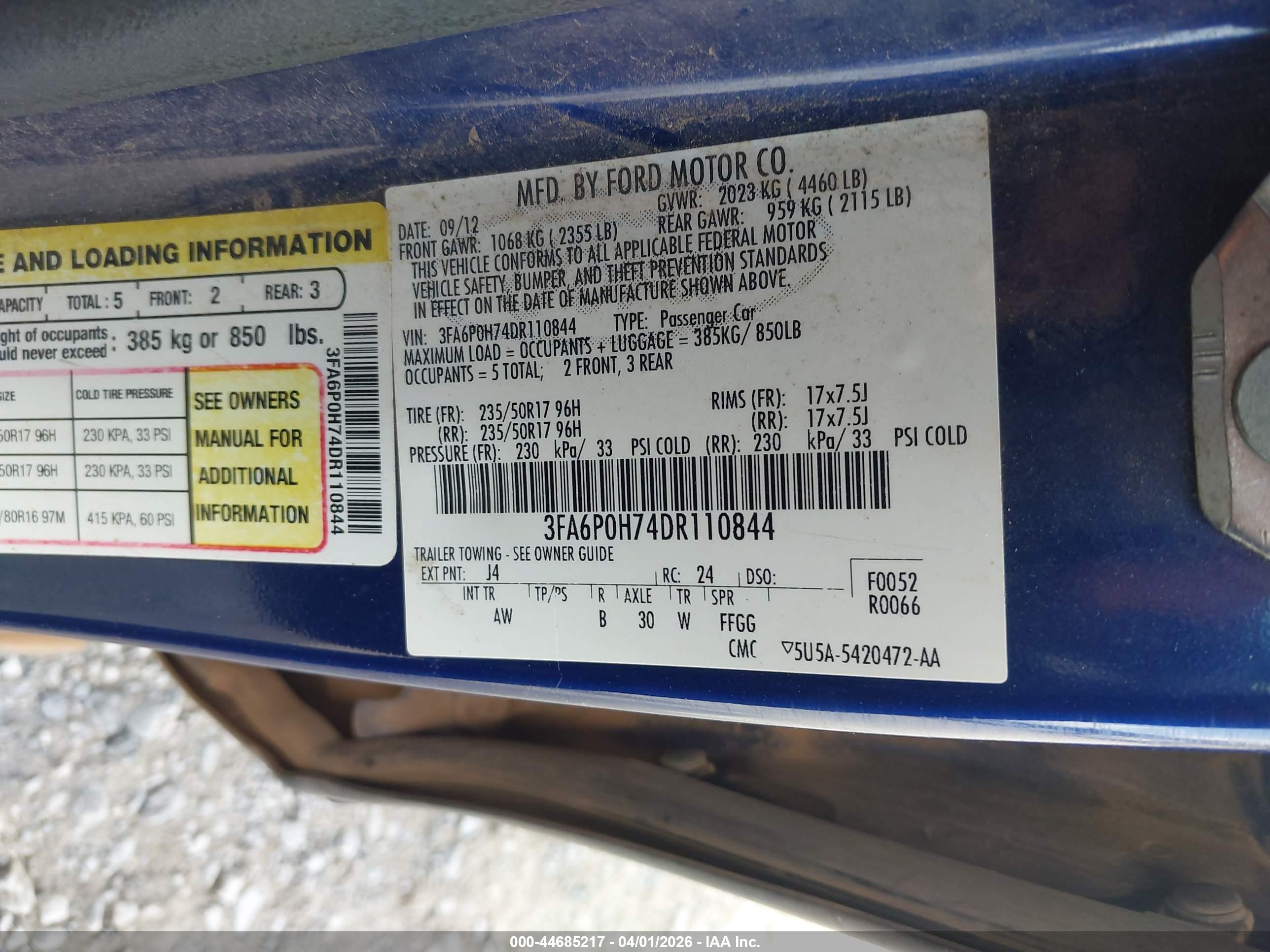 FORD FUSION image 9