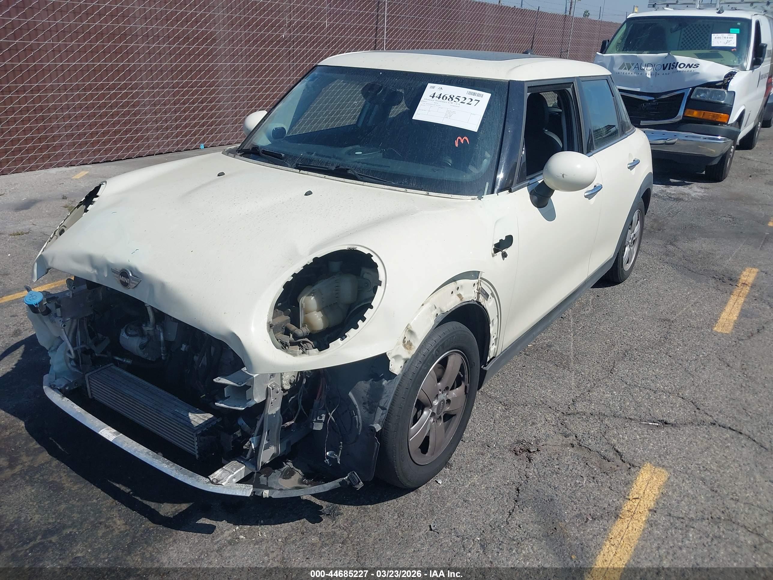 MINI HARDTOP image 2