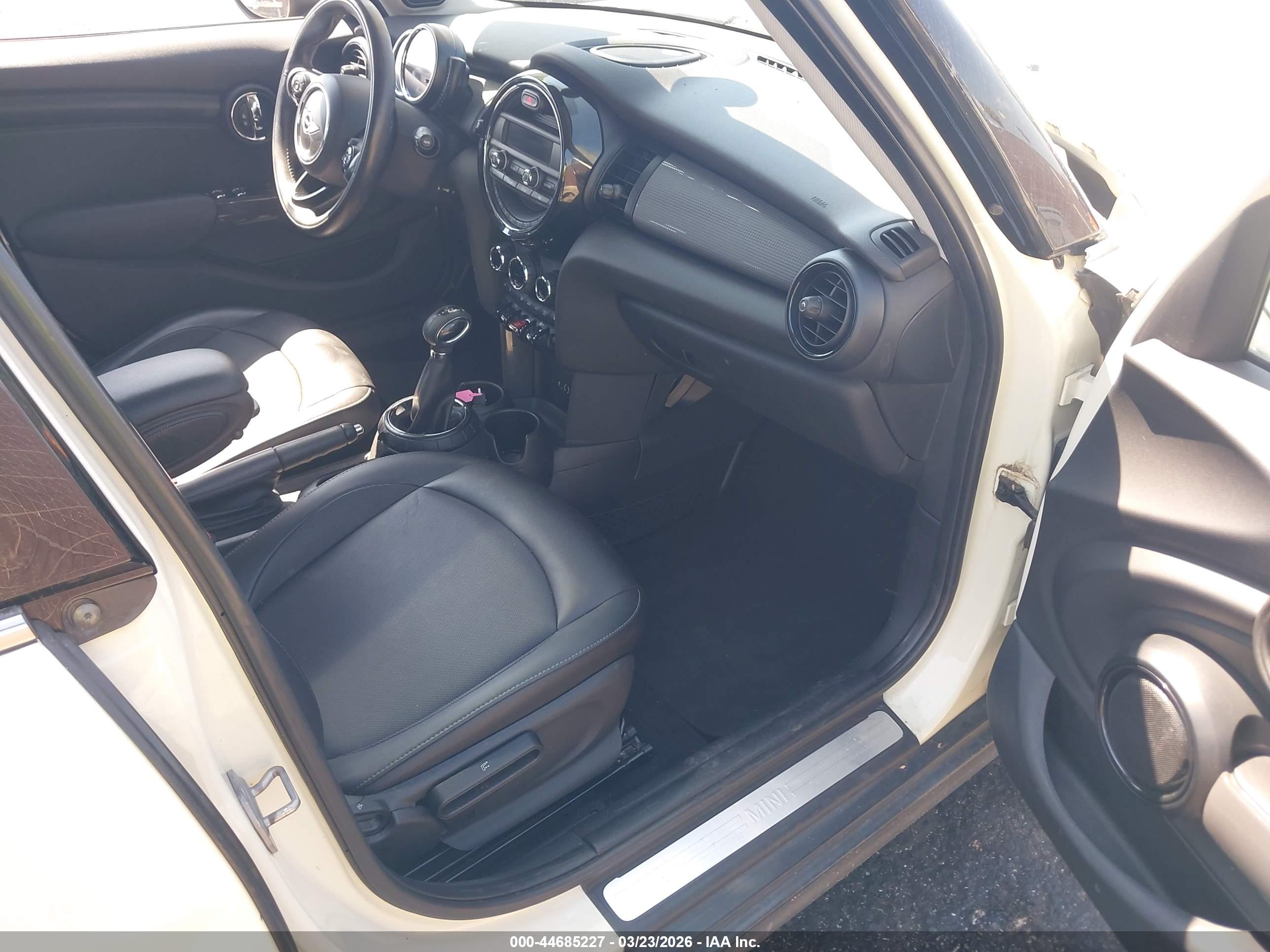 MINI HARDTOP image 5