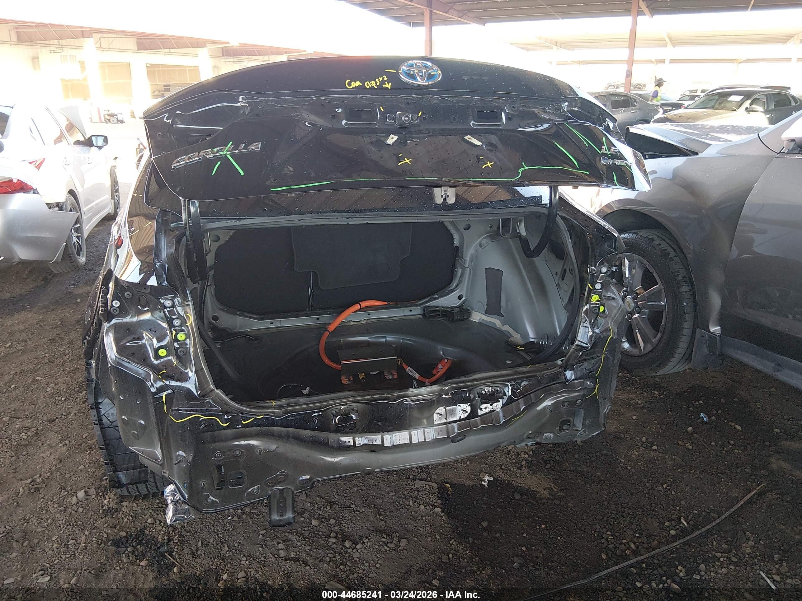 TOYOTA COROLLA image 6