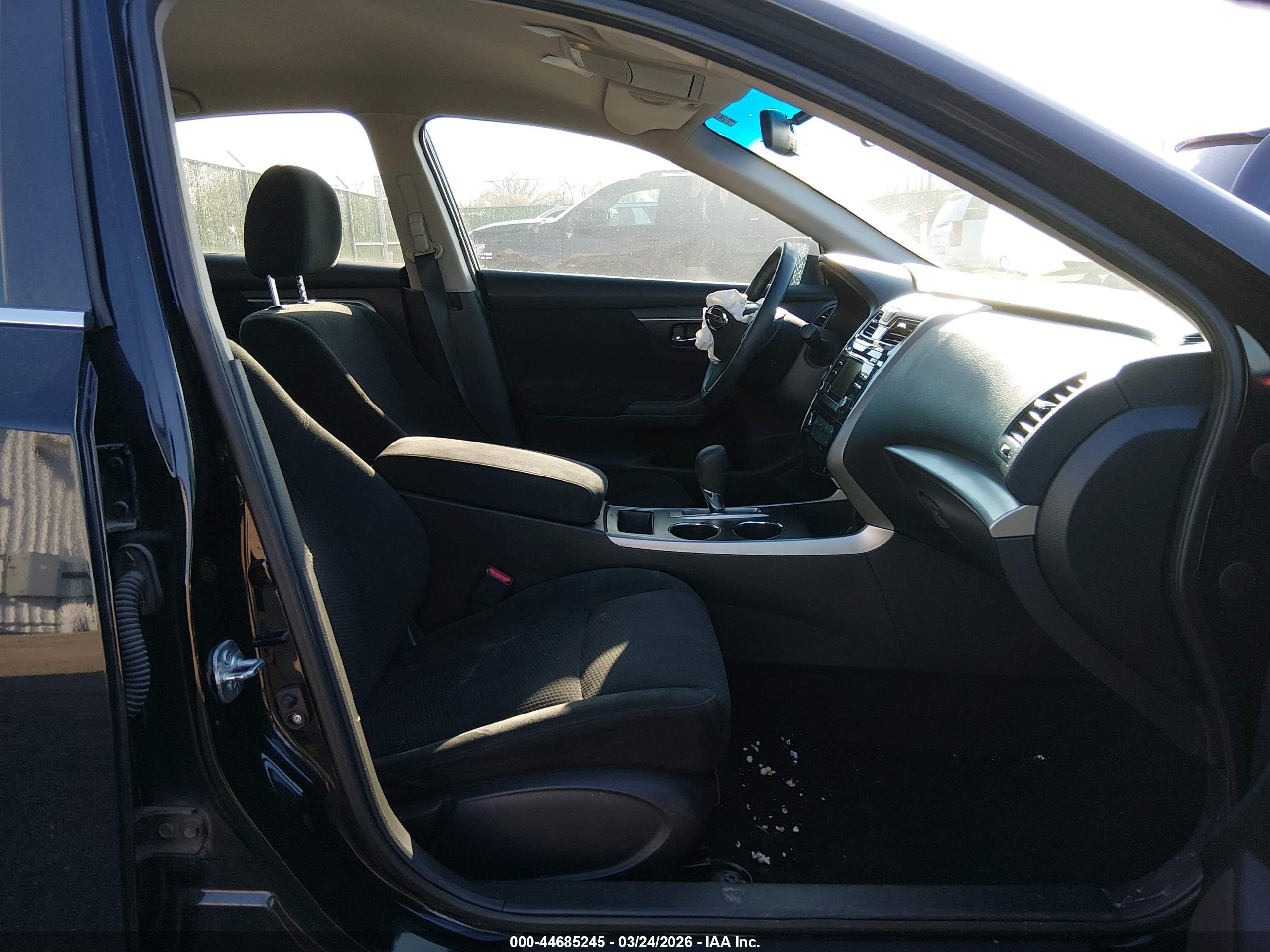 NISSAN ALTIMA image 5