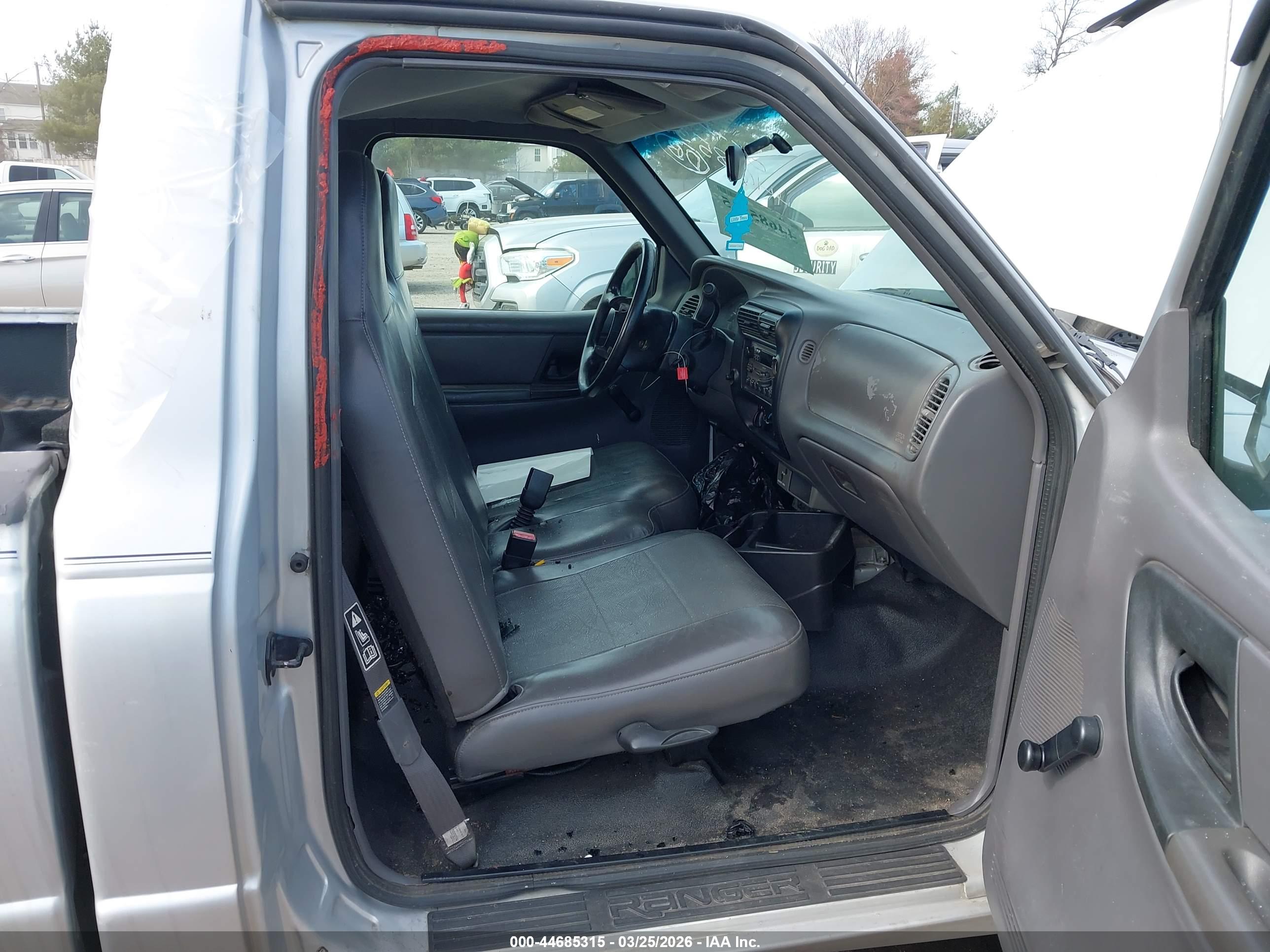 FORD RANGER image 5
