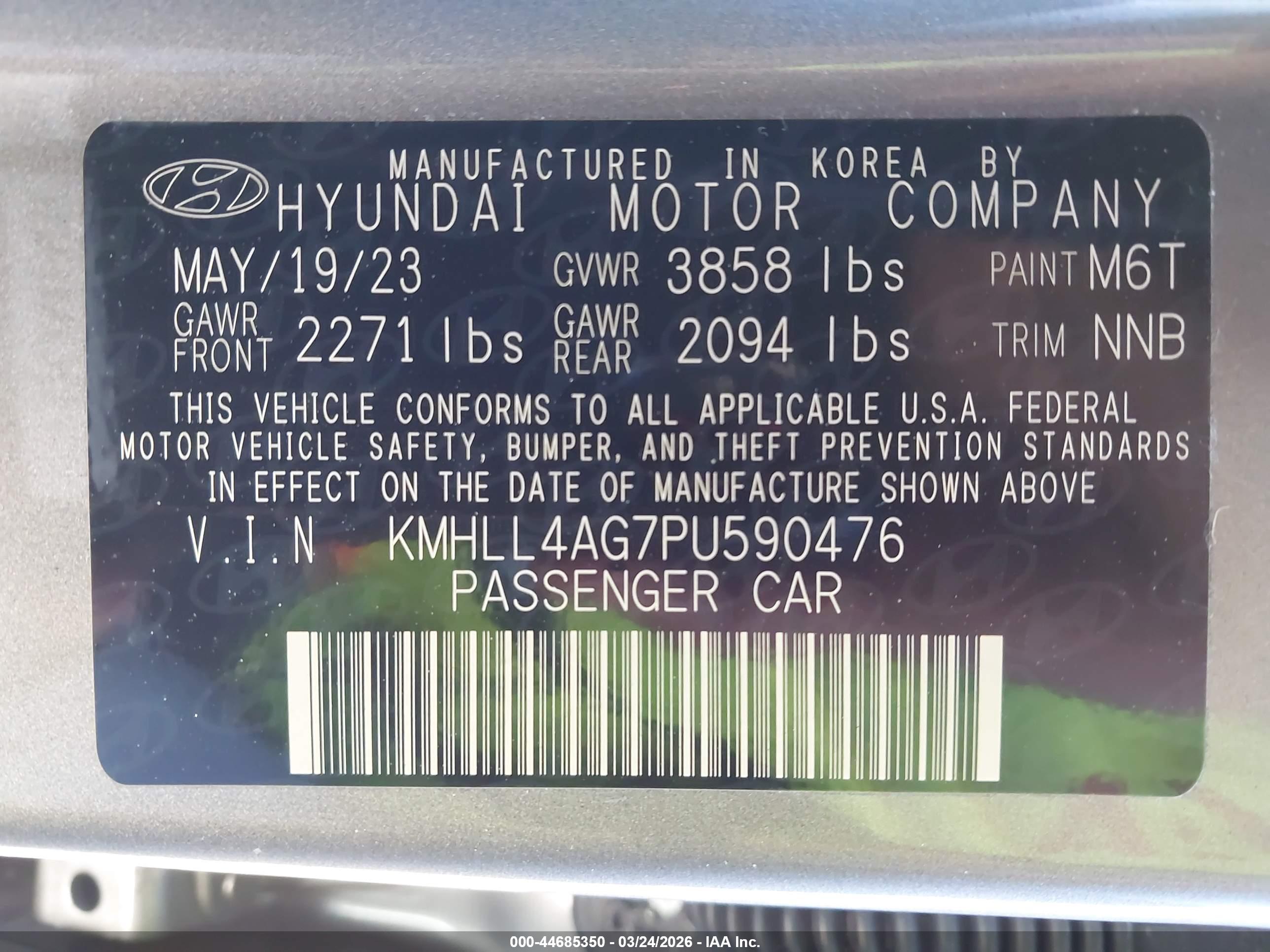 HYUNDAI ELANTRA image 9
