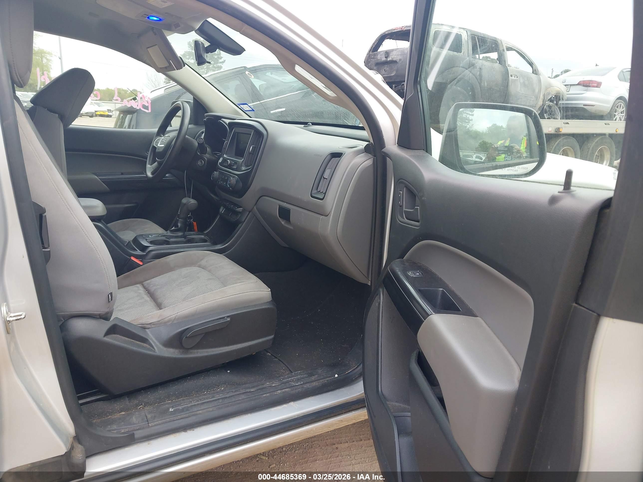 GMC CANYON image 5