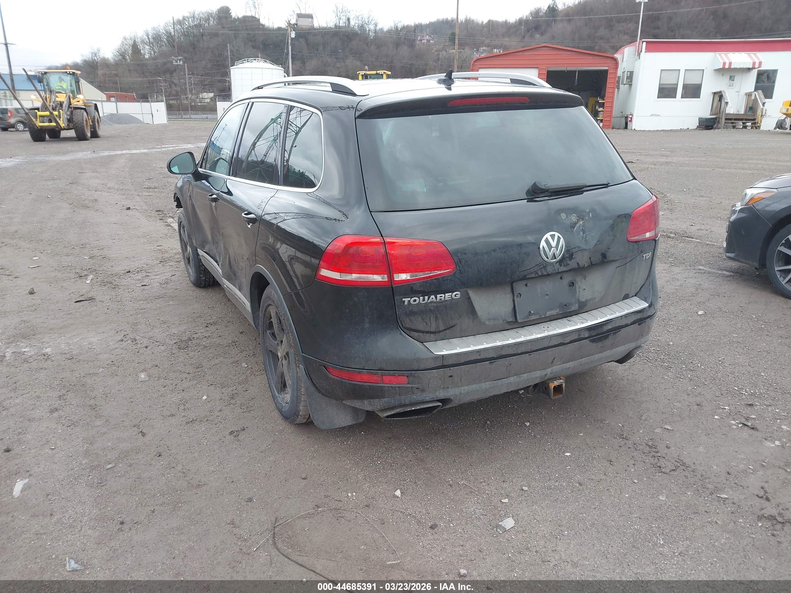 VOLKSWAGEN TOUAREG image 3