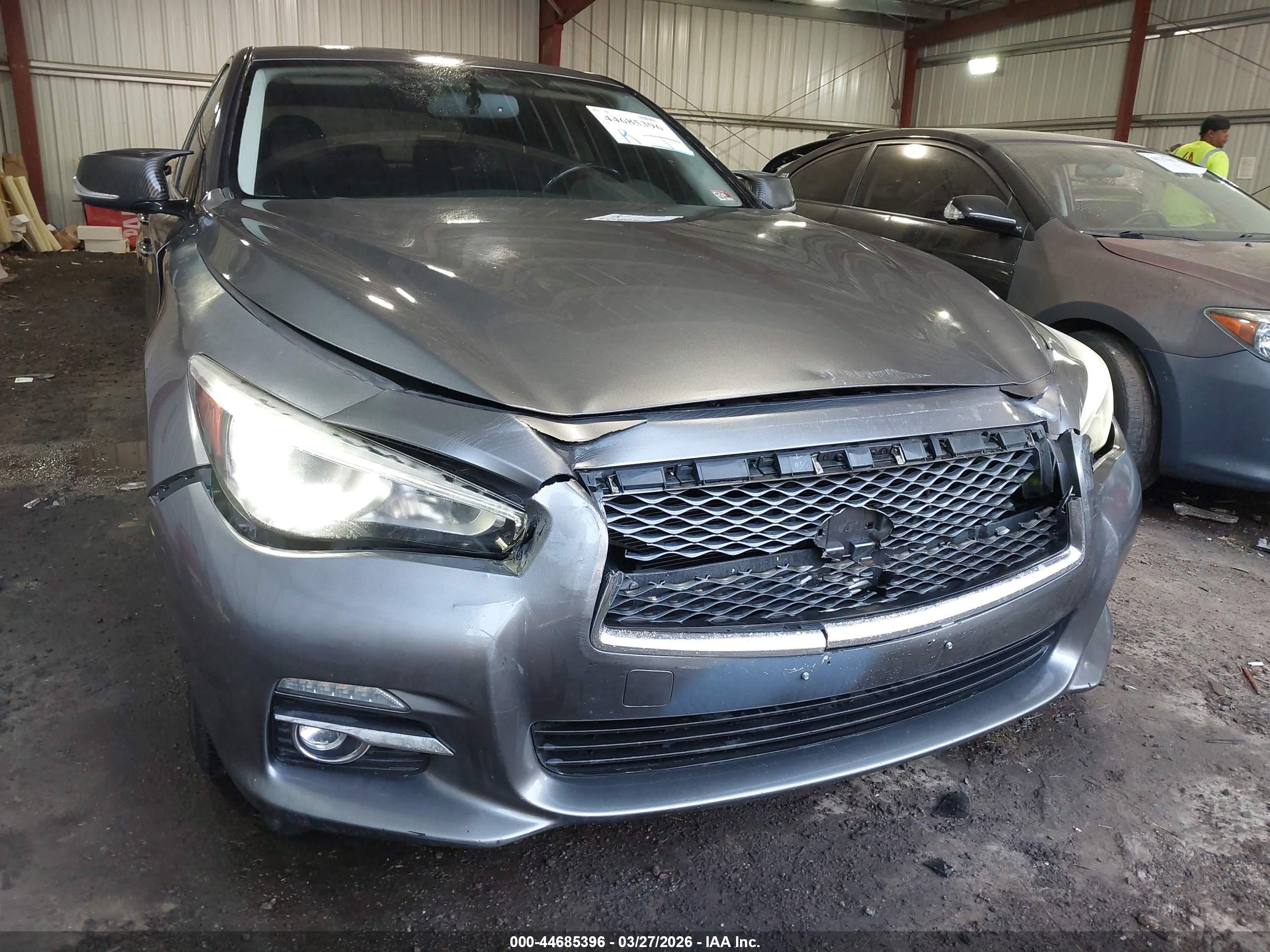 INFINITI Q50 image 6