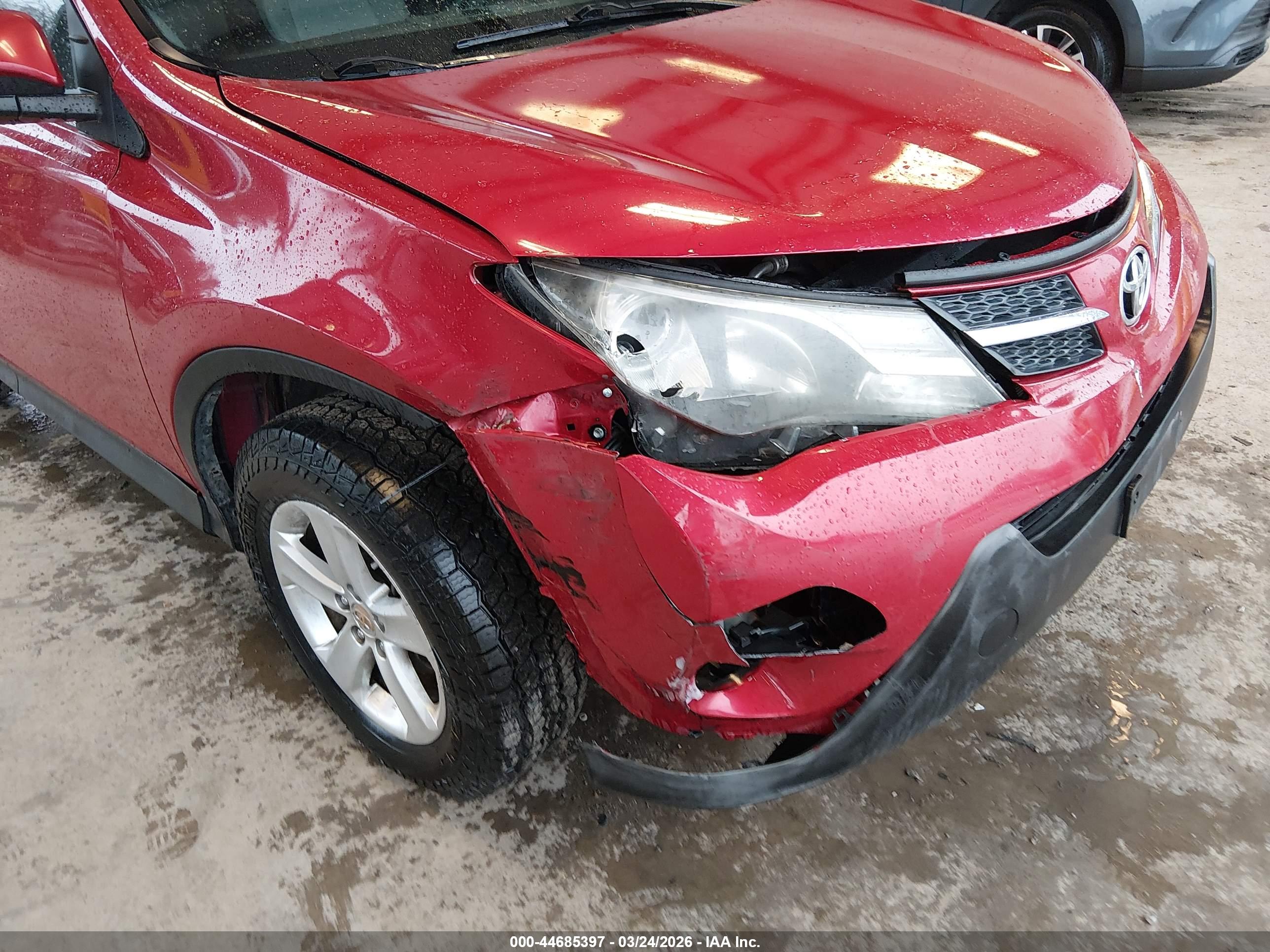 TOYOTA RAV4 image 6