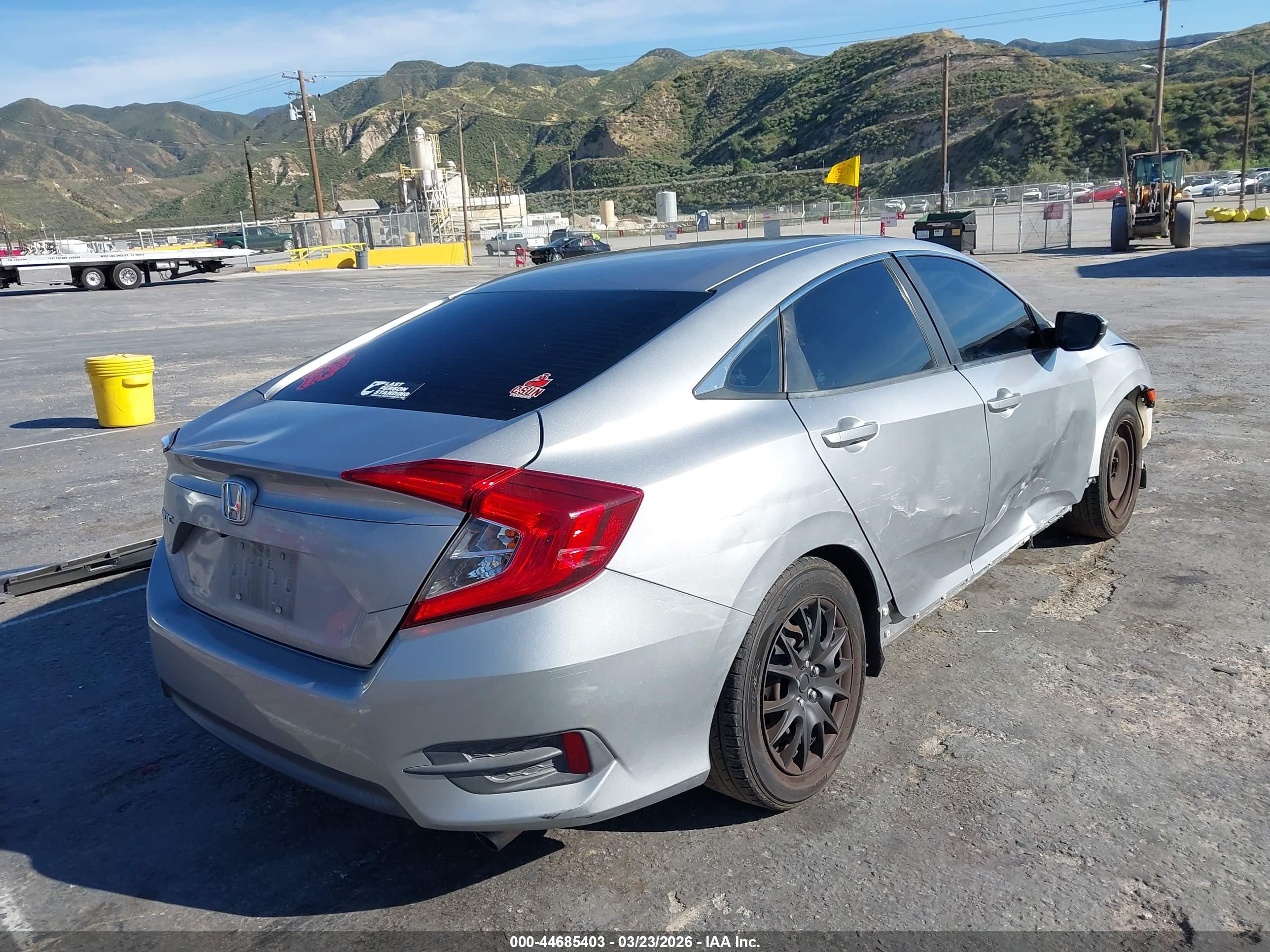 HONDA CIVIC image 4